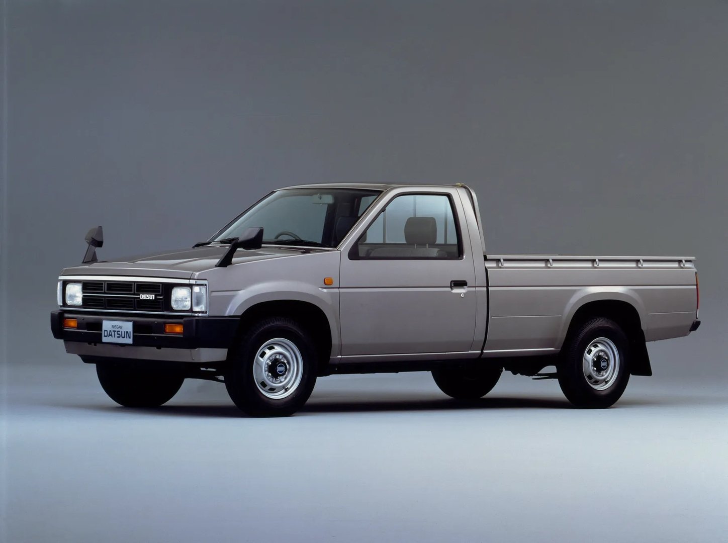 Nissan_Pick_Up_1_generation__Pickup_single-cab__1.jpg