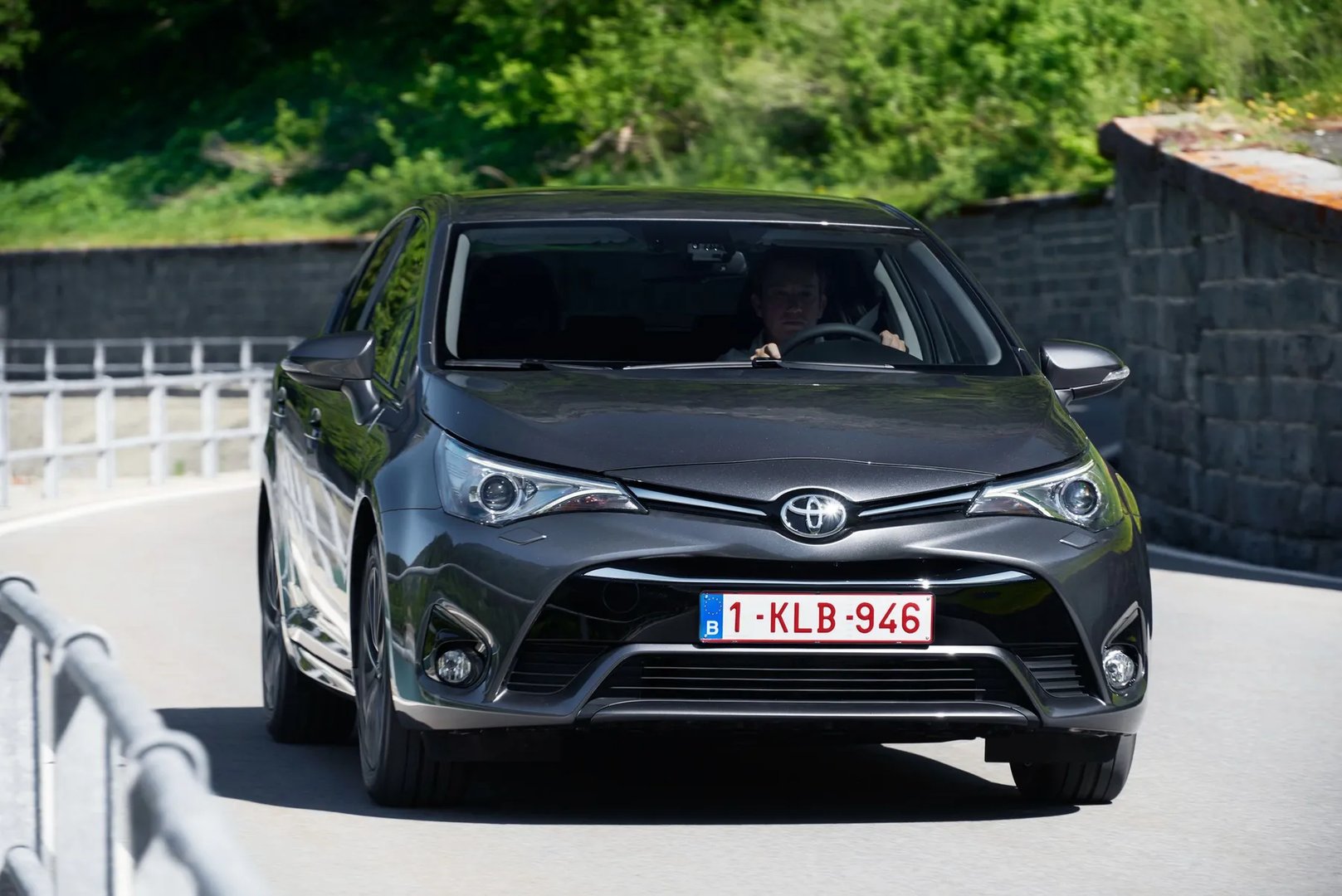 3 generation, restyling 2 
