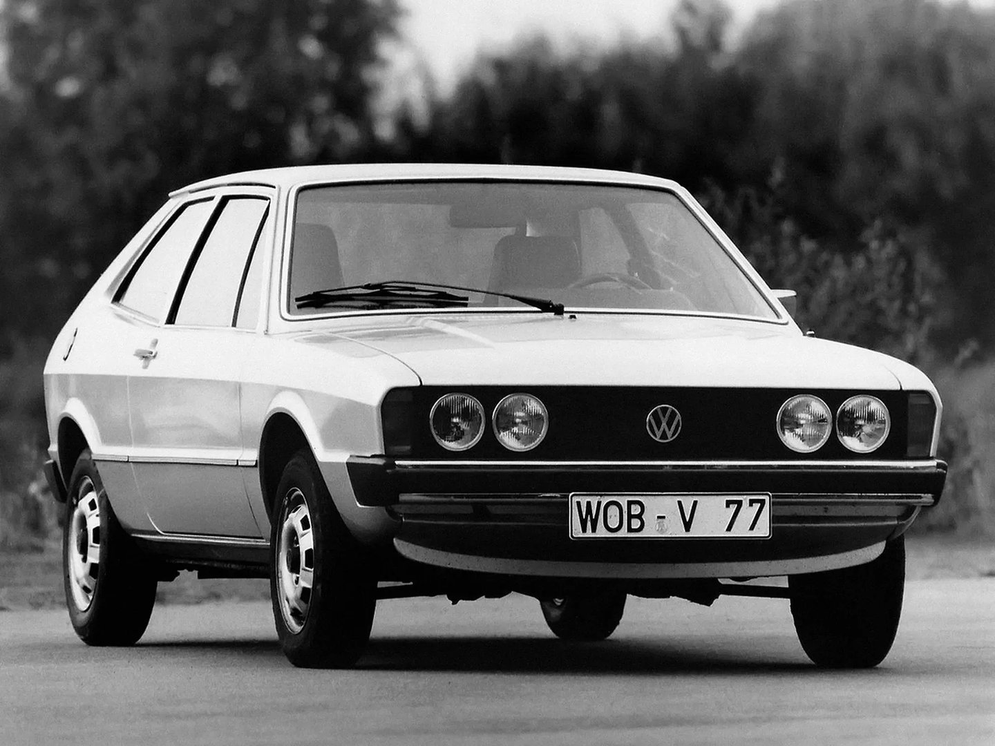 Volkswagen_Scirocco_1_generation__Hatchback_3-door__10.jpg