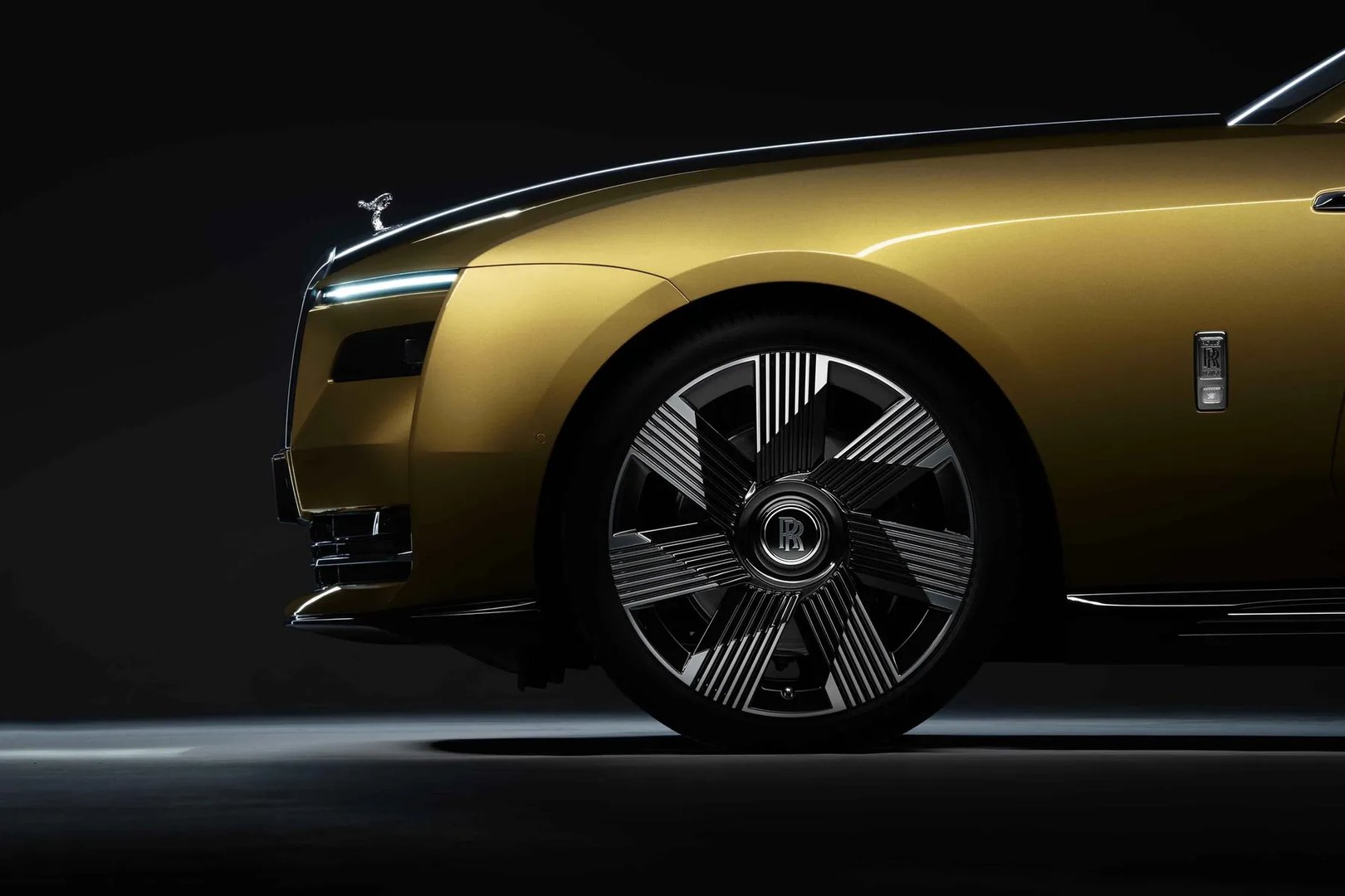 Rolls-Royce_Spectre_1_generation__Fastback__13.jpg