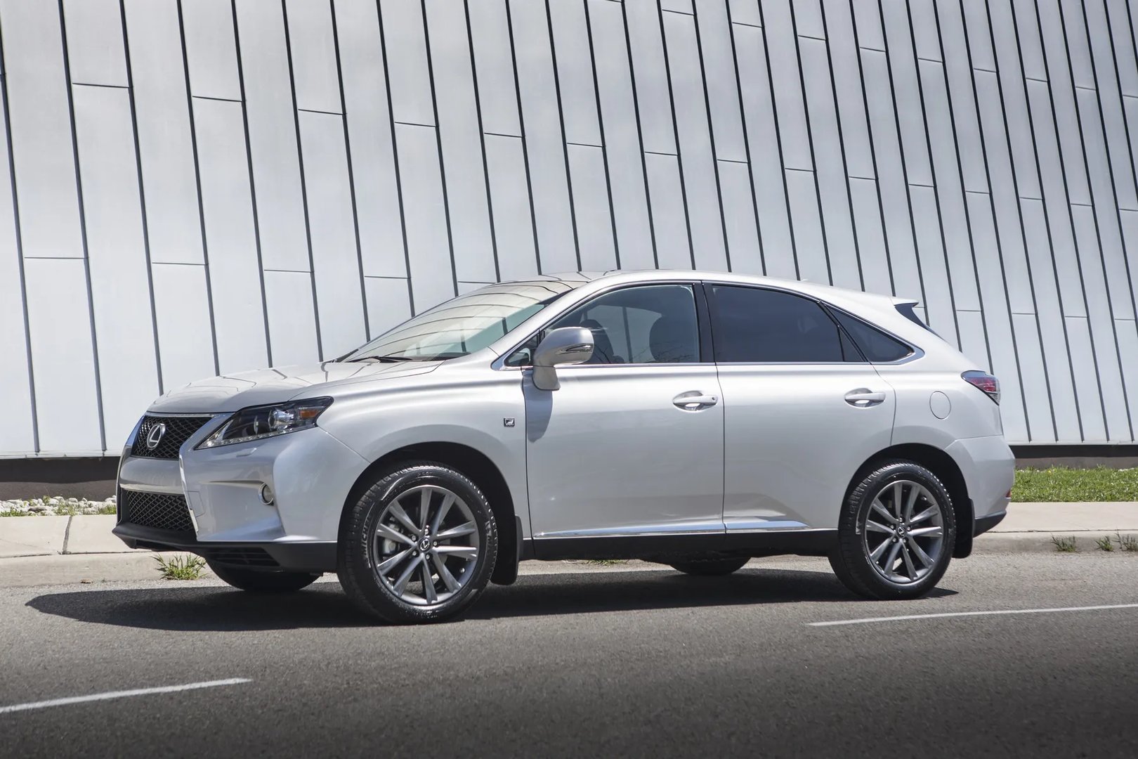 Lexus_RX_3_generation_restyling__SUV_5-doors__3.jpg