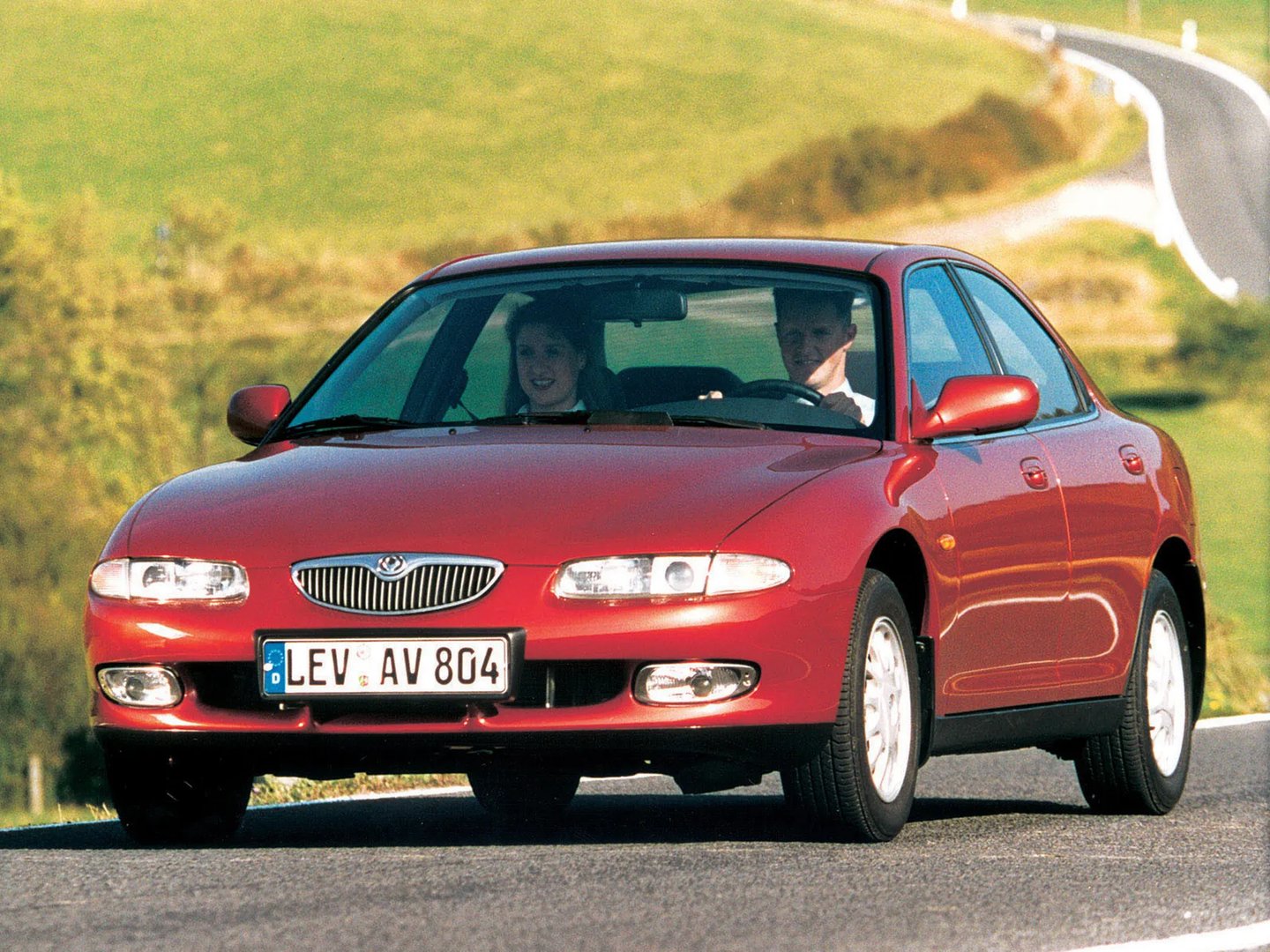 Mazda_Xedos_6_1_generation__Sedan__4.jpg