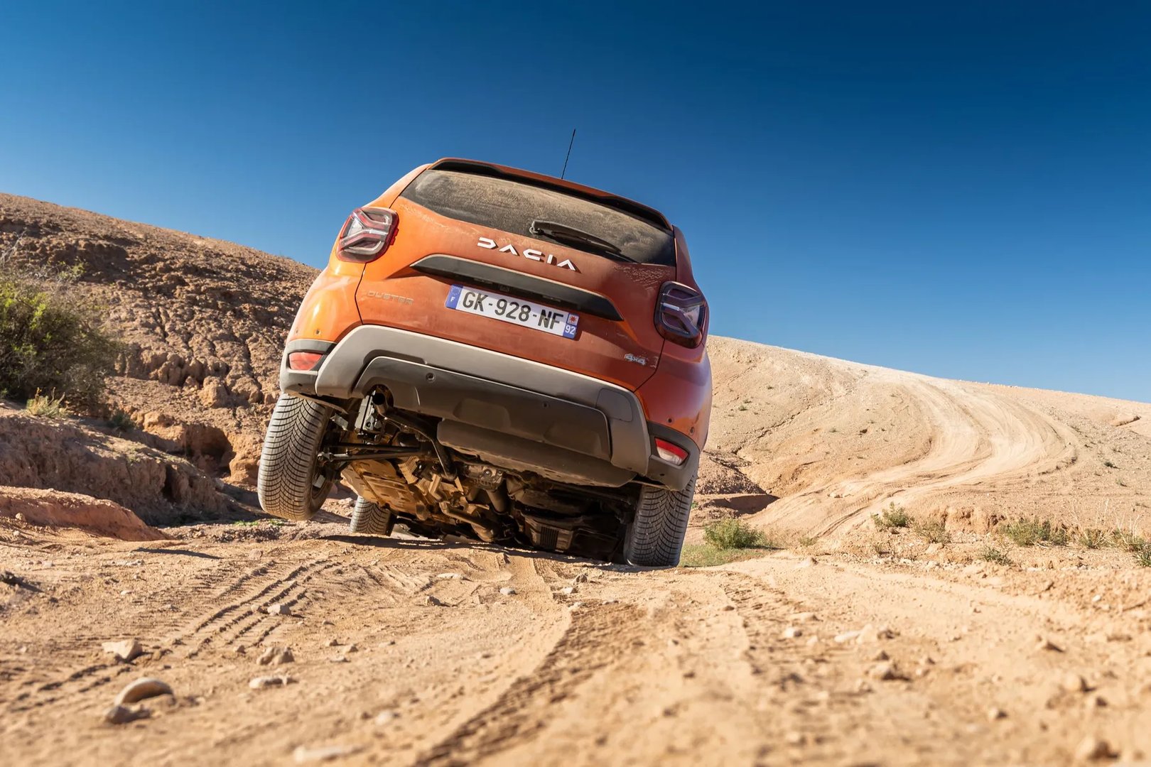 Dacia_Duster_2_generation_restyling_2__SUV_5-doors__3.jpg