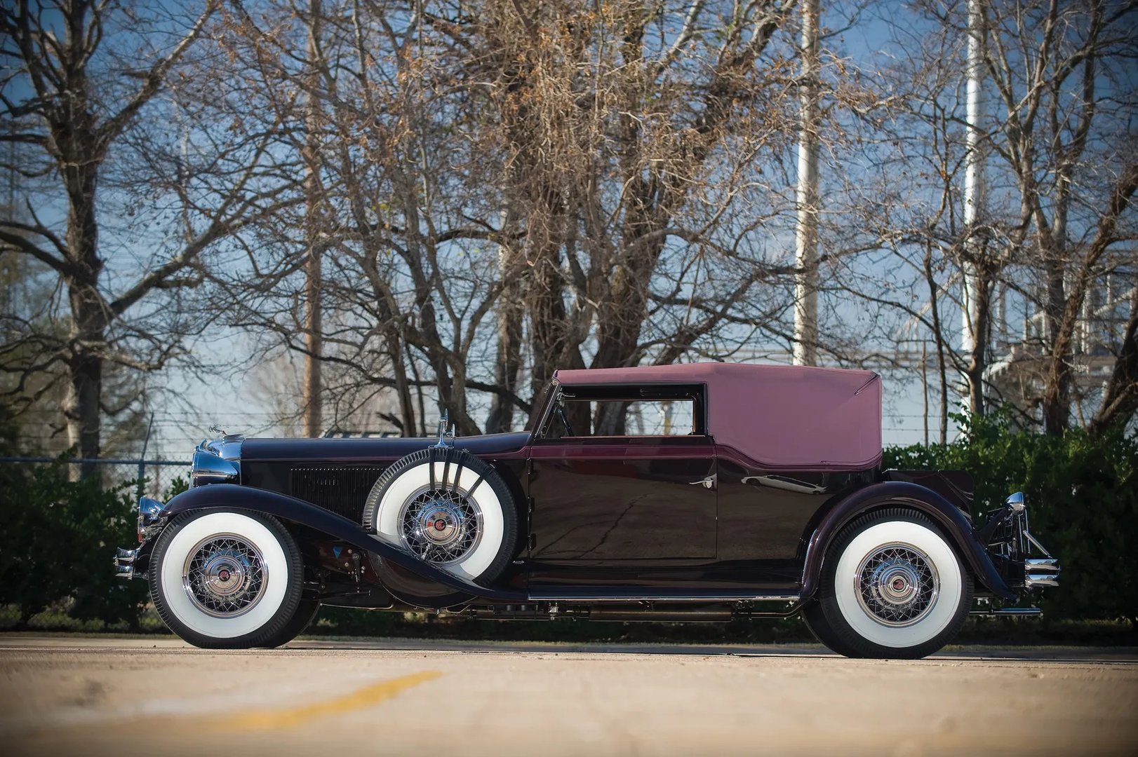 Chrysler_Imperial_2_generation__Cabrio__10.jpg
