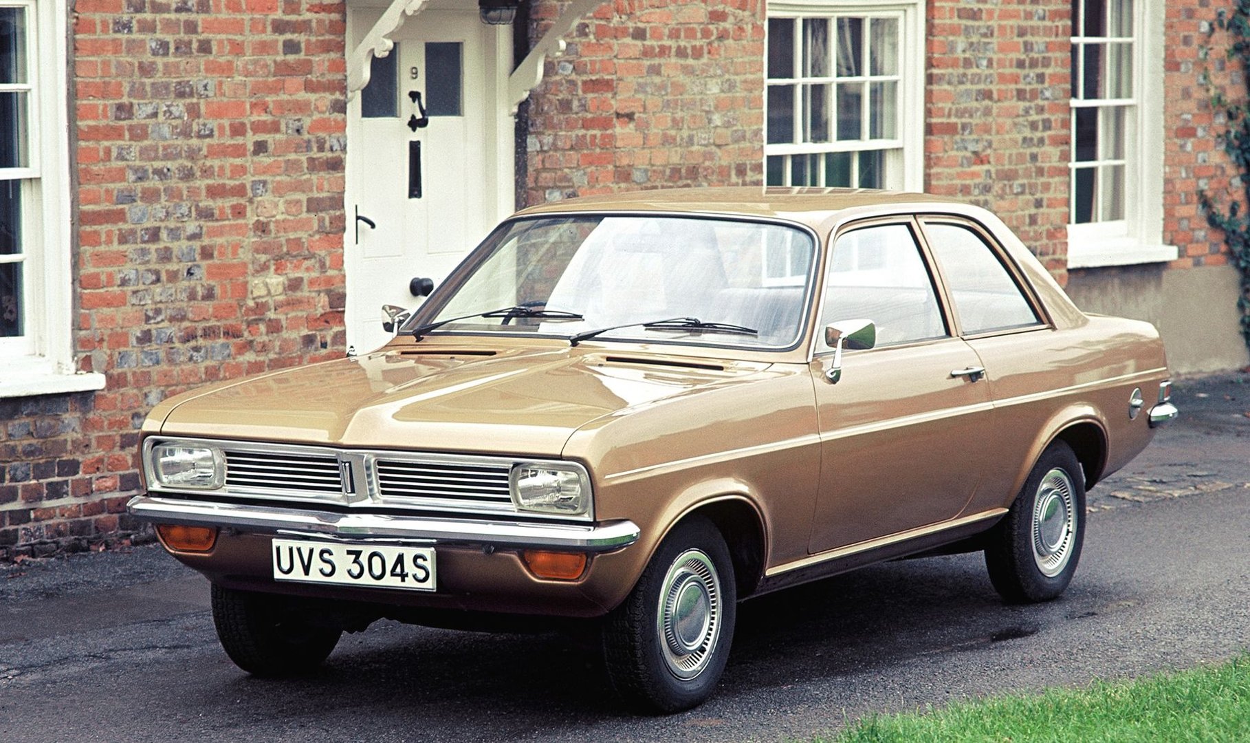 vauxhall_Viva_3_generation__Sedan_2-doors__1.jpg
