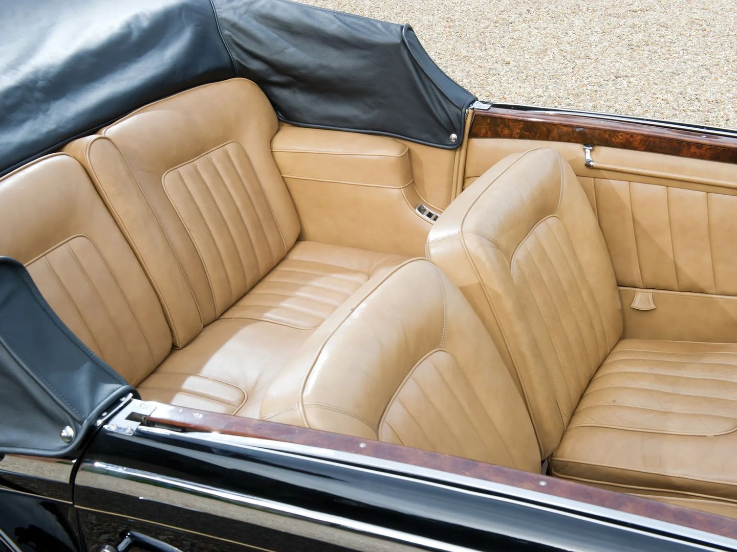 Mercedes_W29_1_generation__Cabrio__13.jpg