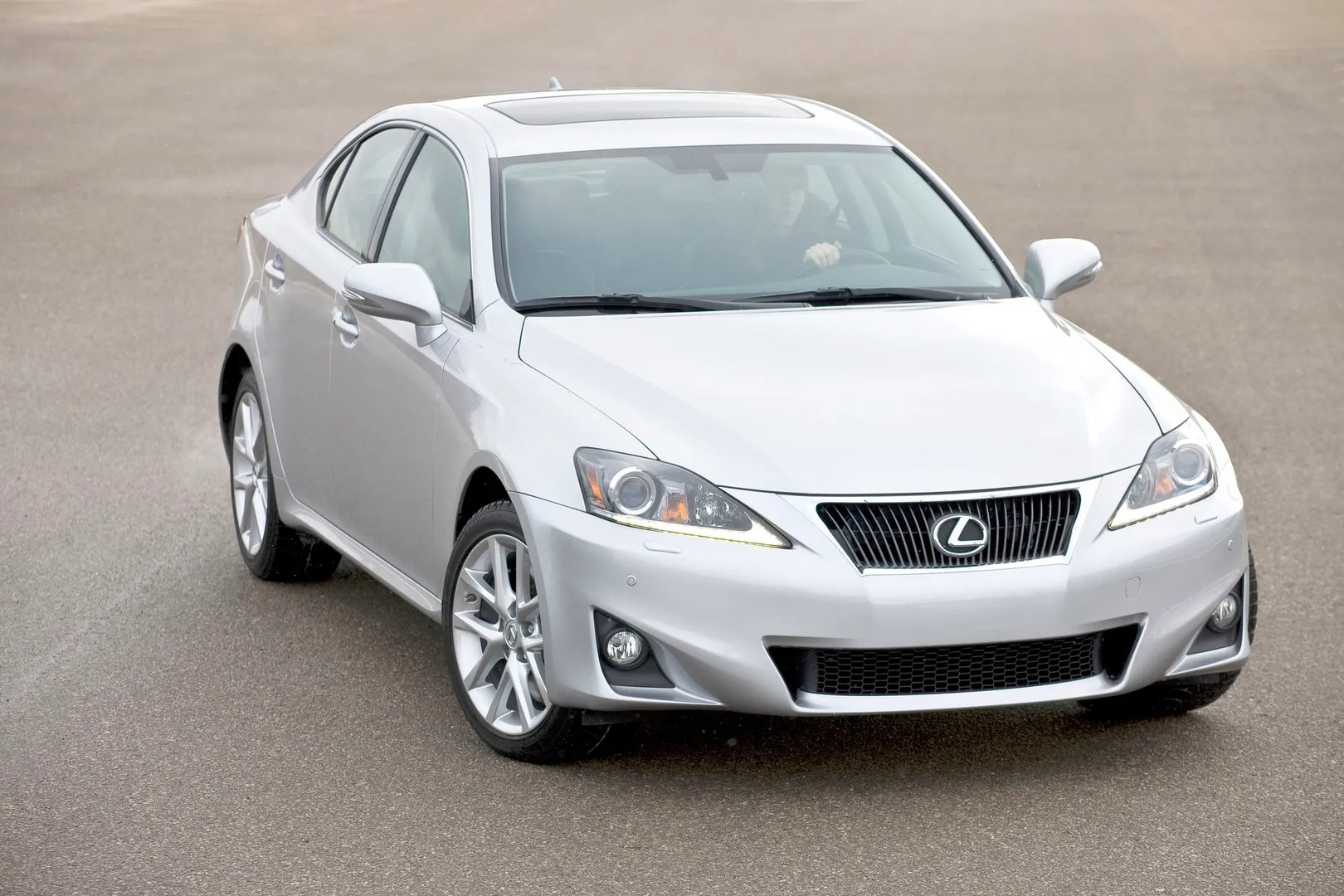 Lexus_IS_2_generation_restyling_2__Sedan__1.jpg