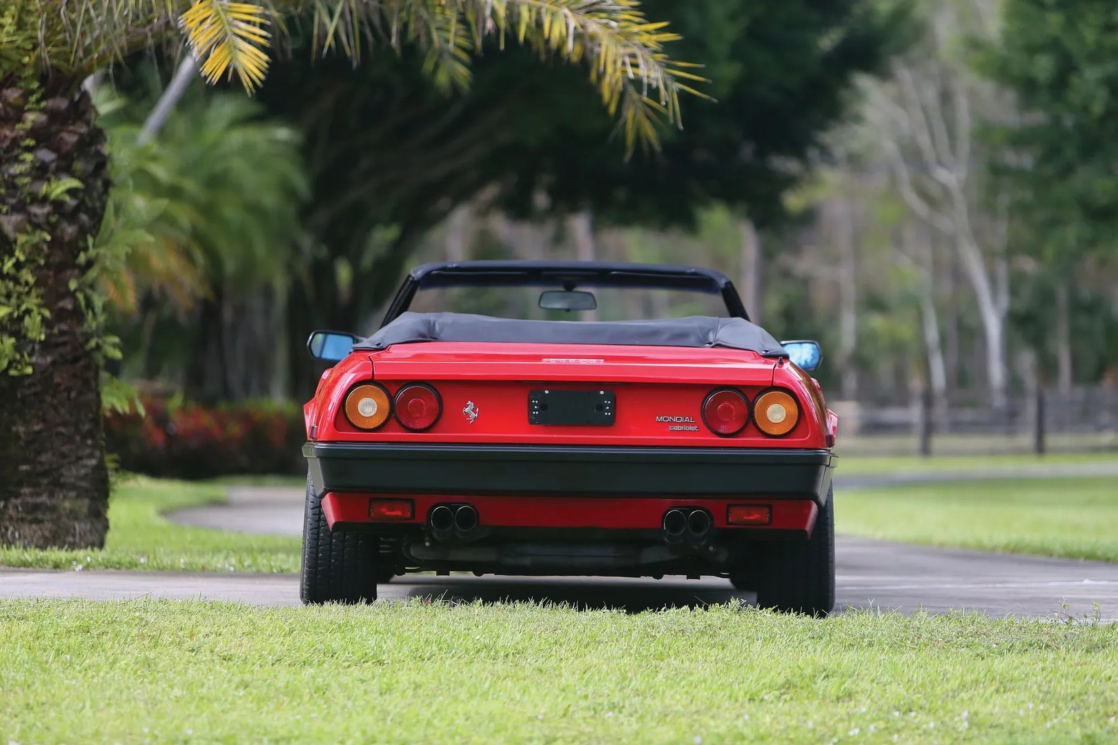 Ferrari_Mondial_1_generation__Cabrio__11.jpg