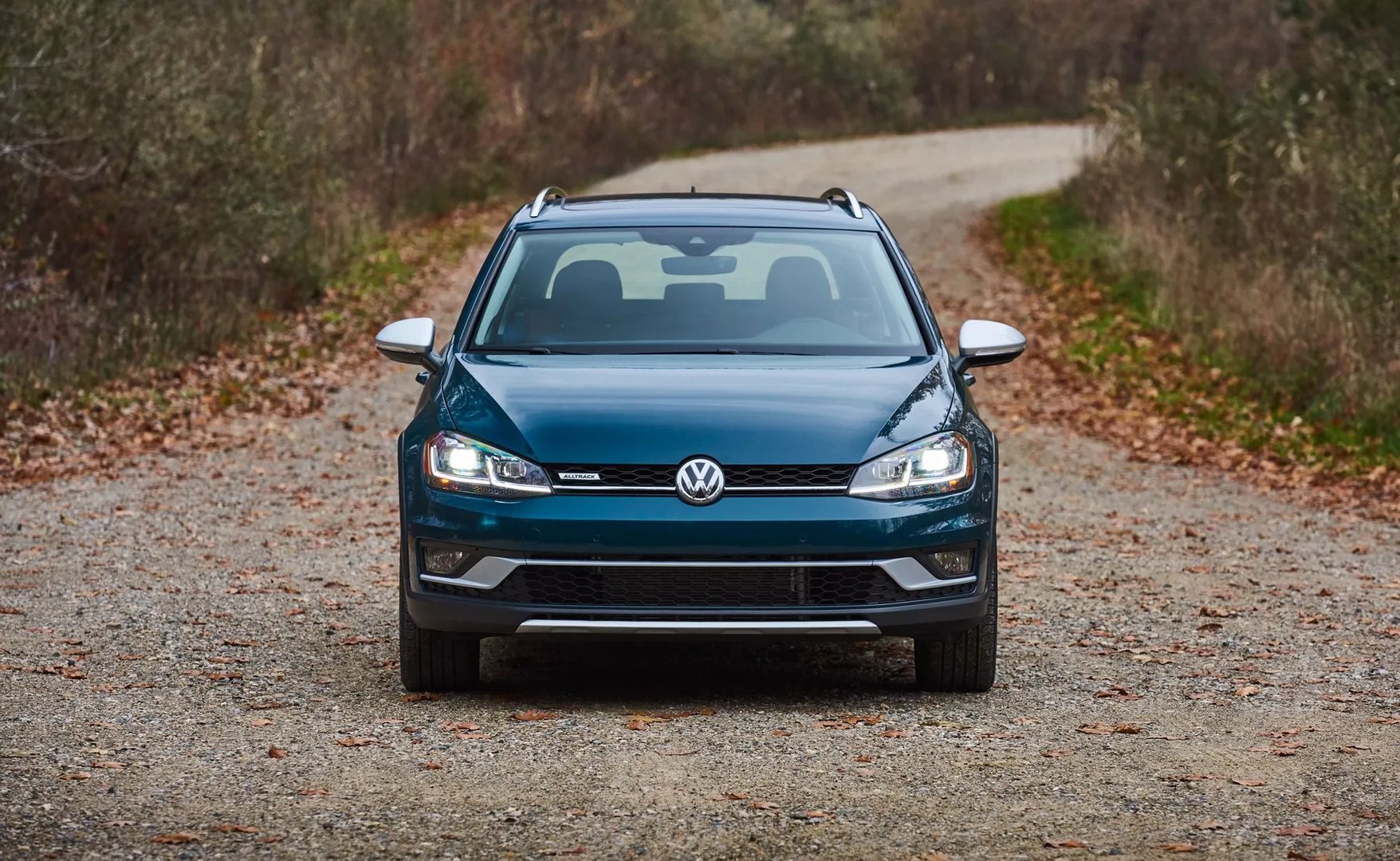 Volkswagen_Golf_Alltrack_7_generation_restyling__Estate_5-door__6.jpg