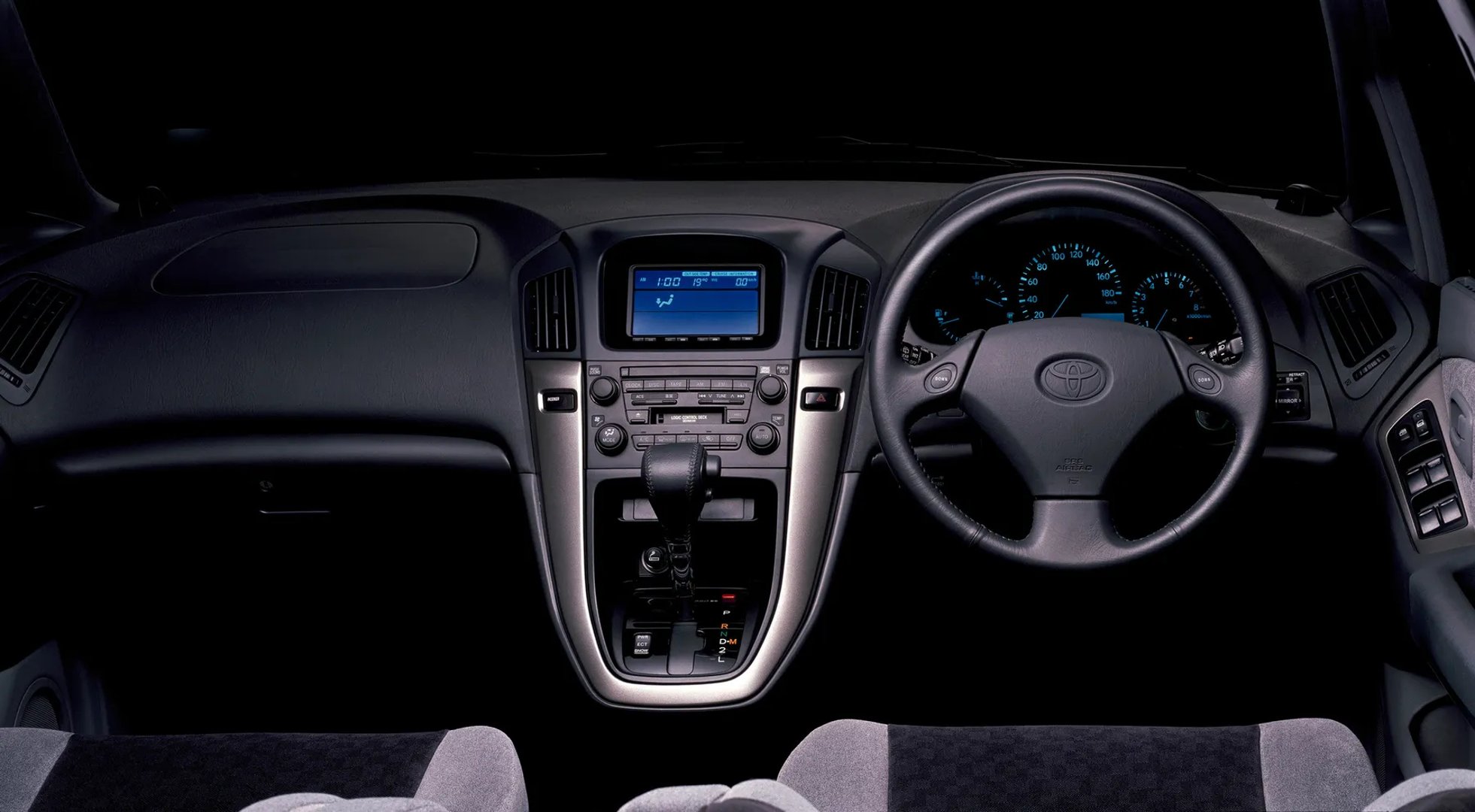 Toyota_Harrier_1_generation__SUV_5-doors__3.jpg
