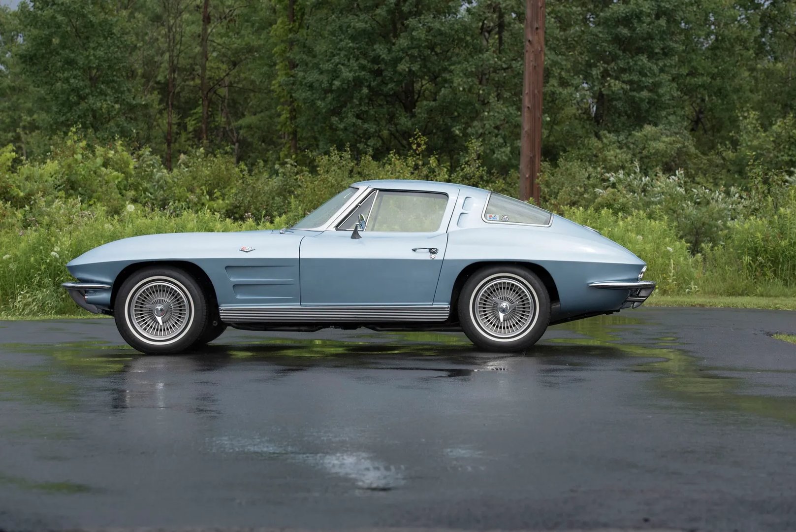 Chevrolet_Corvette_2_generation__Coupe__12.jpg