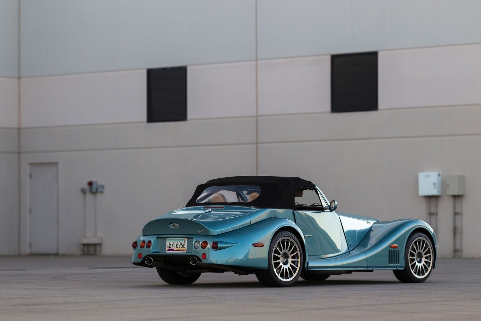 morgan_Aero_8_1_generation__Roadster__4.jpg