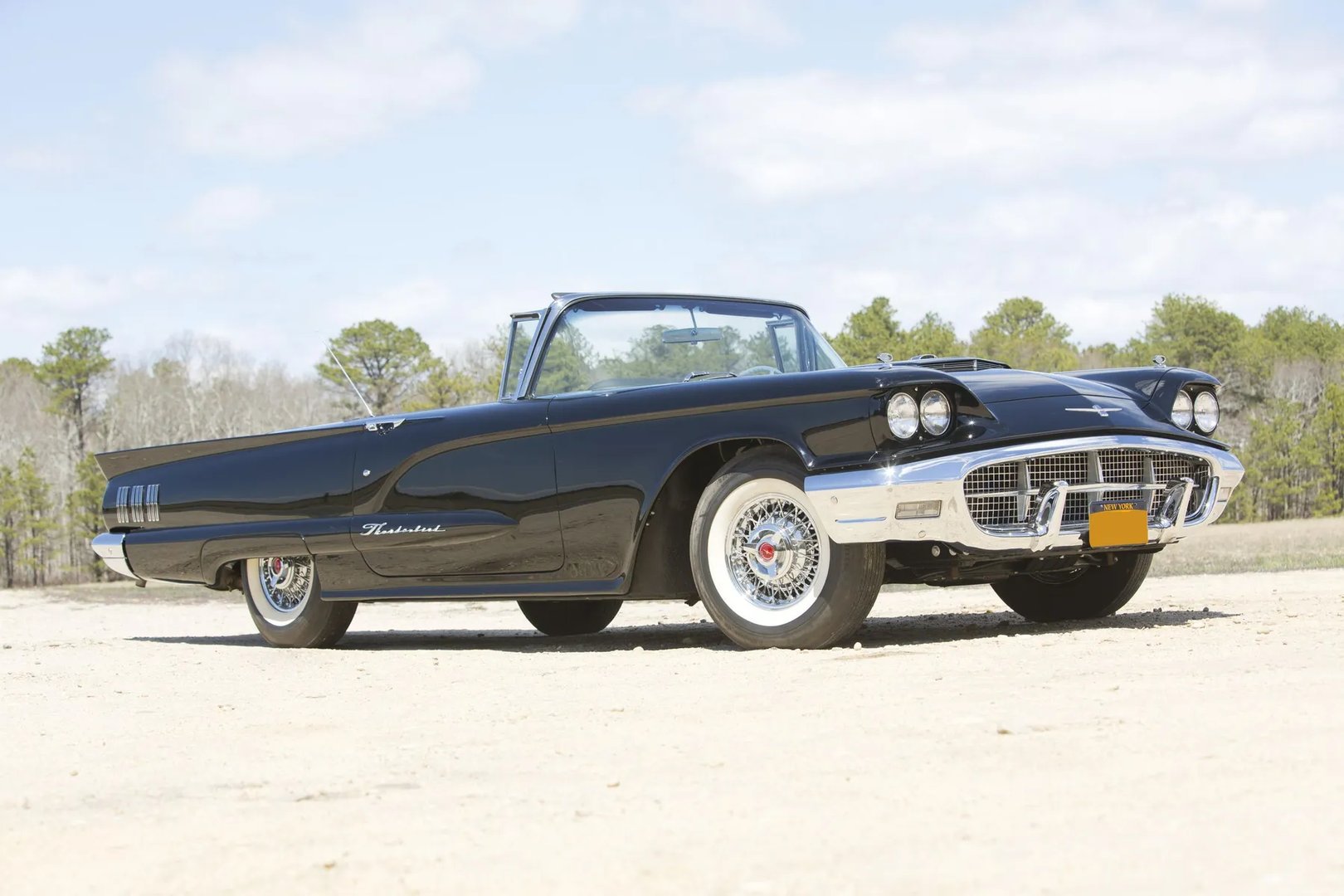 Ford_Thunderbird_2_generation__Cabrio__6.jpg