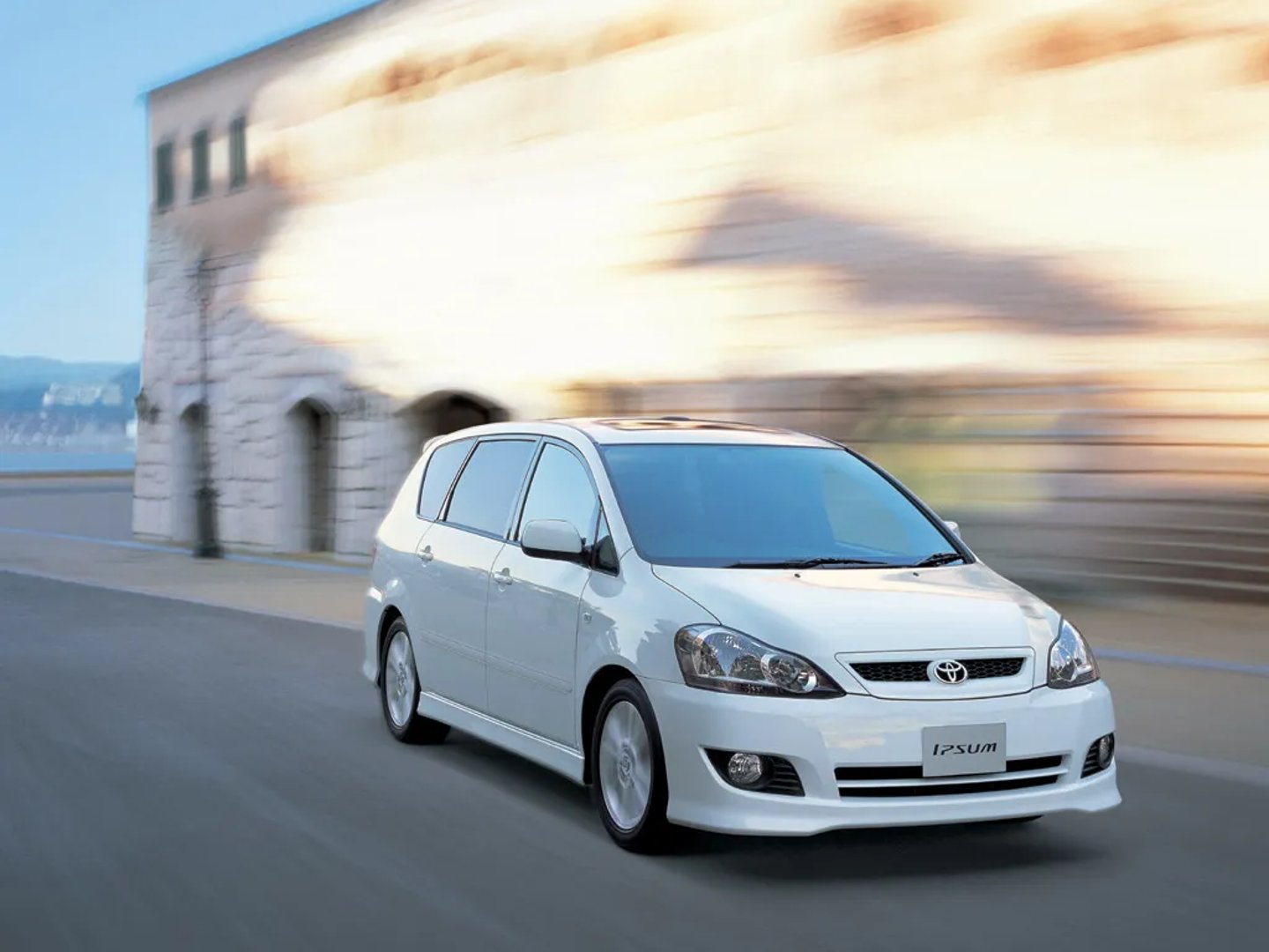 Toyota_Ipsum_2_generation_restyling__Compact_Van__1.jpg