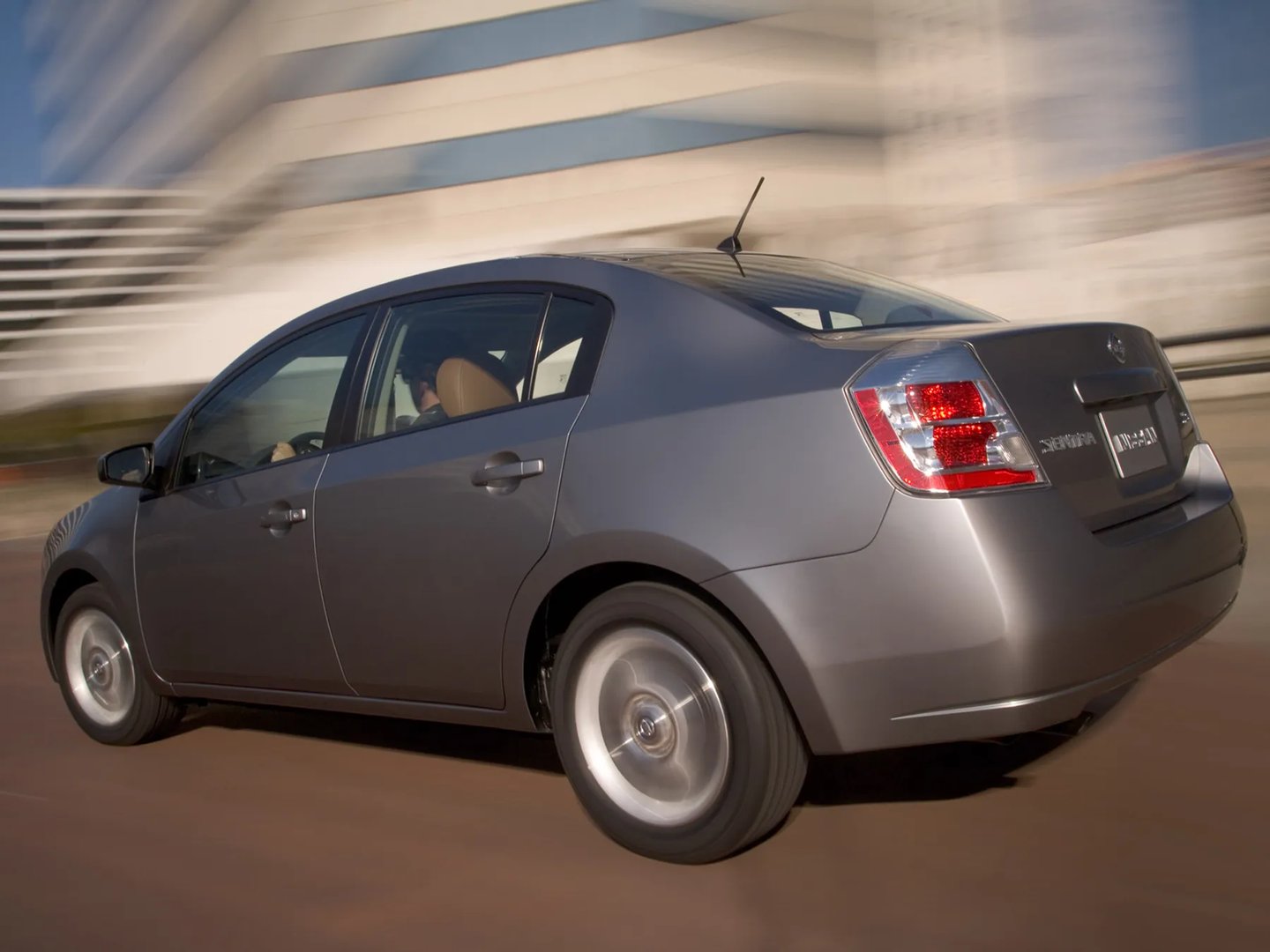 Nissan_Sentra_6_generation__Sedan__10.jpg