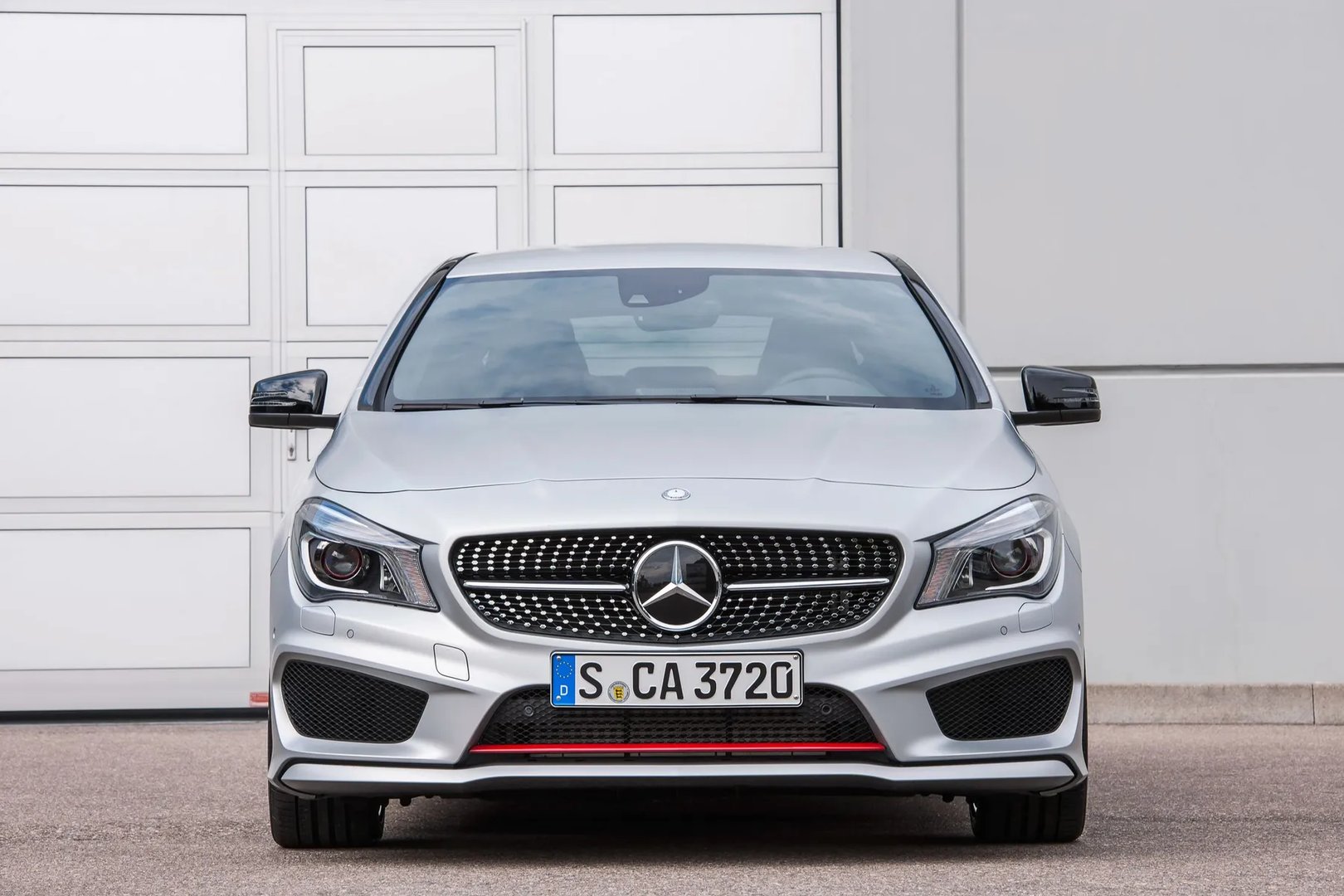 Mercedes_CLA_1_generation__Sedan__4.jpg