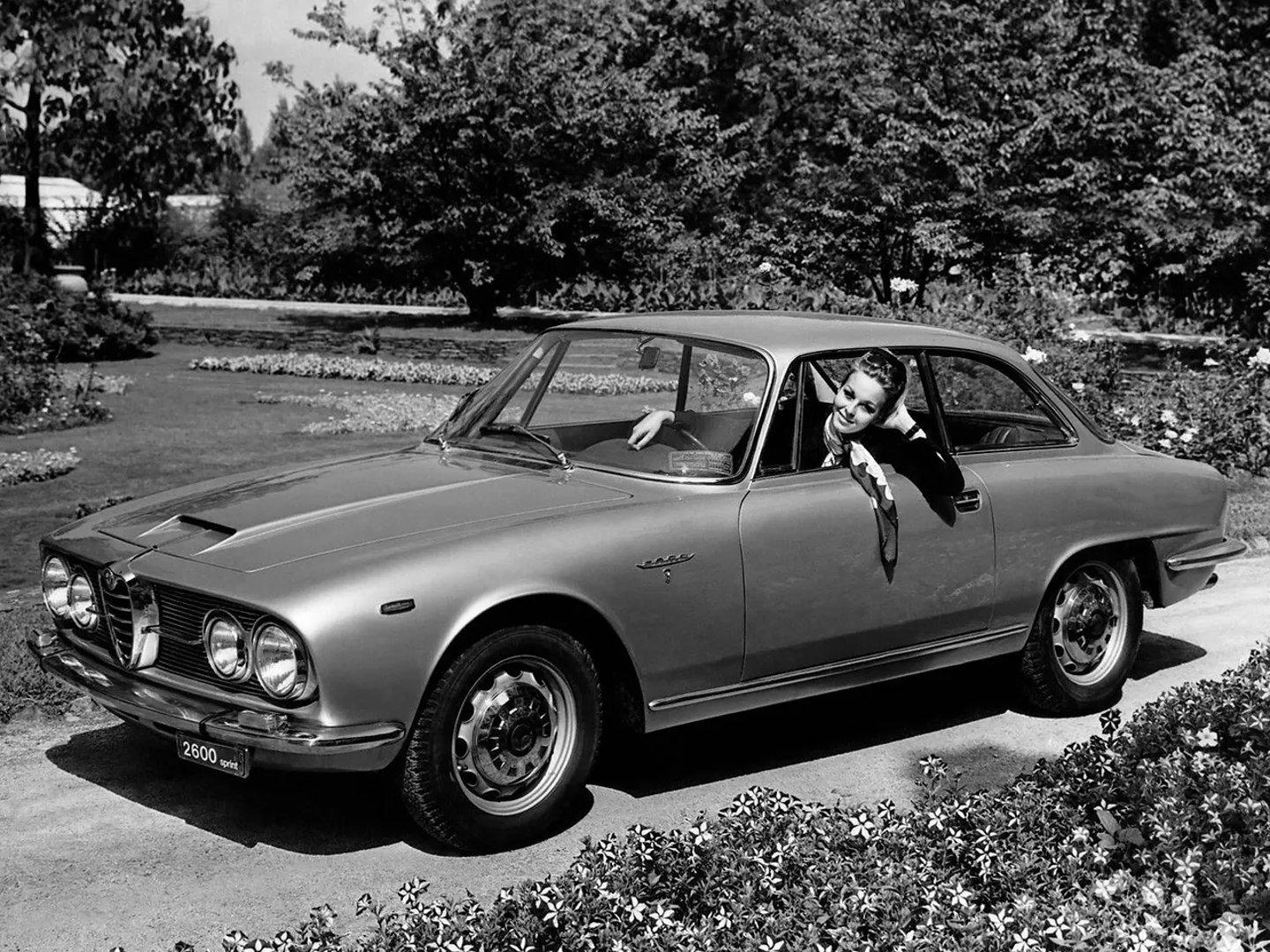 Alfa Romeo 2600 1 generation  Coupe