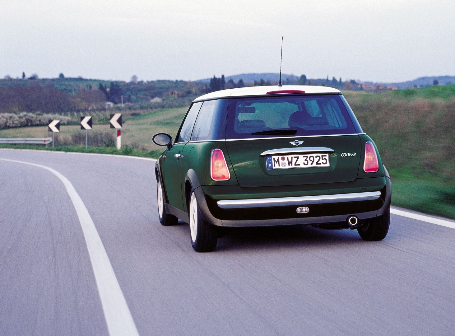 mini_Cooper_1_generation__Mini_3-doors__13.jpg