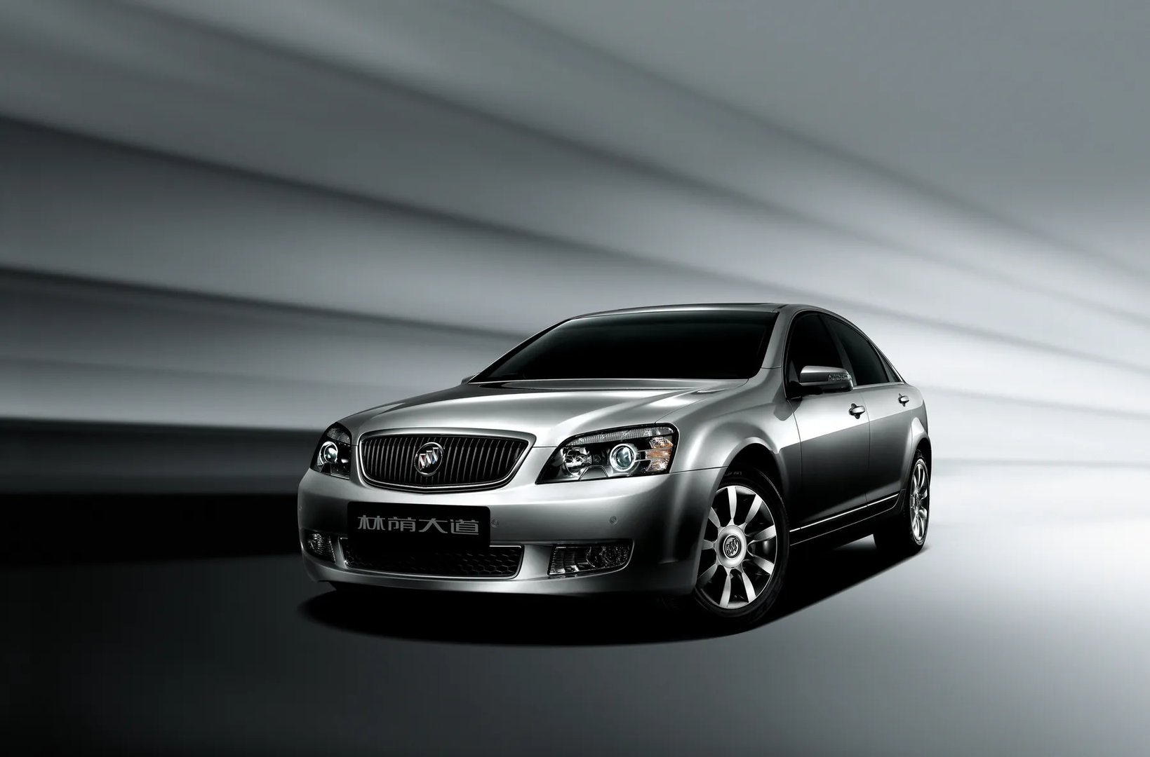 Buick_Park_Avenue_3_generation__Sedan__8.jpg