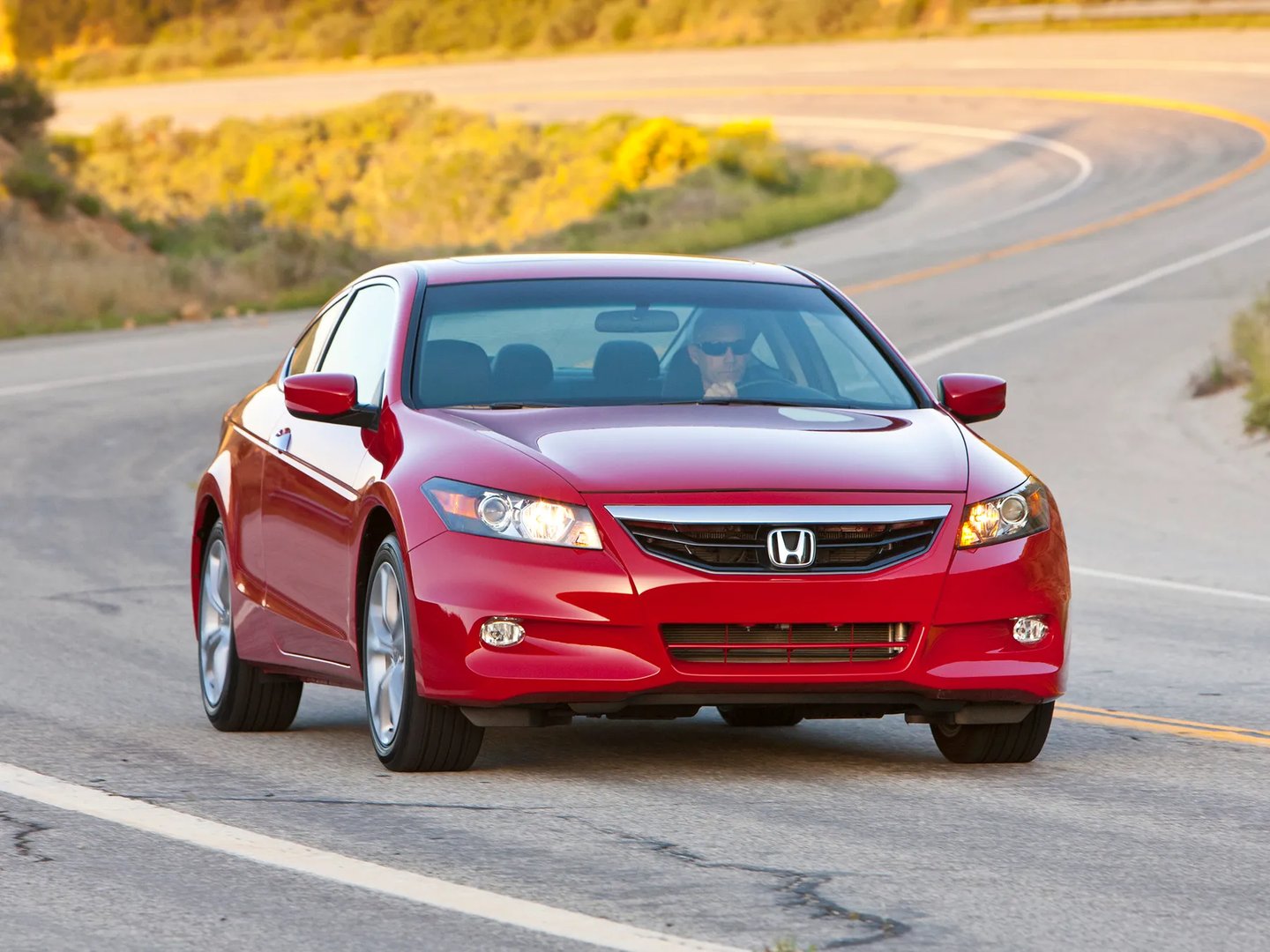 Honda_Accord_(USA)_8_generation_restyling__Coupe__10.jpg