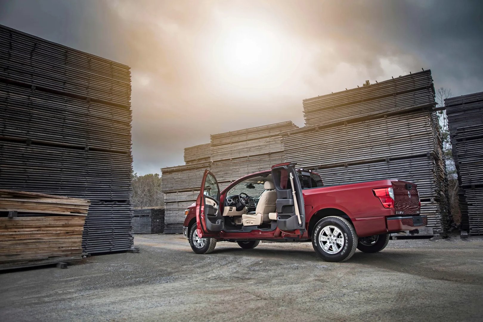 Nissan_Titan_2_generation__Pickup_1.5-cab__4.jpg
