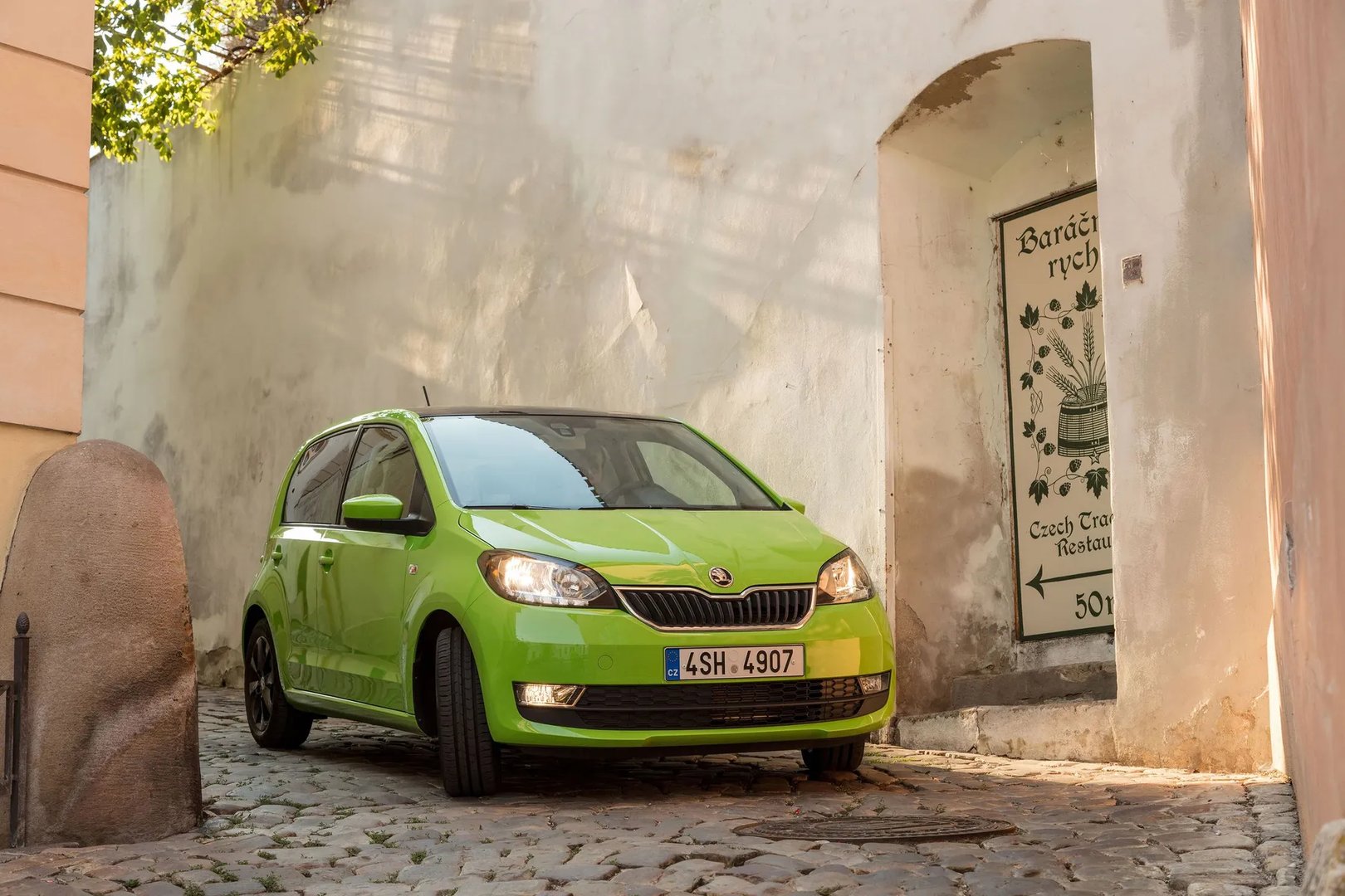 Skoda_Citigo_1_generation_restyling__Mini_5-doors__6.jpg
