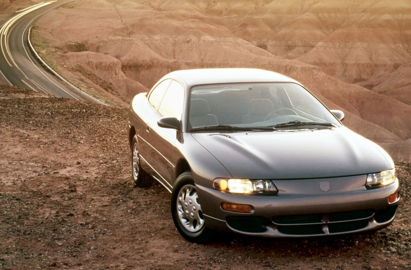Dodge_Avenger_1_generation__Coupe__7.jpg
