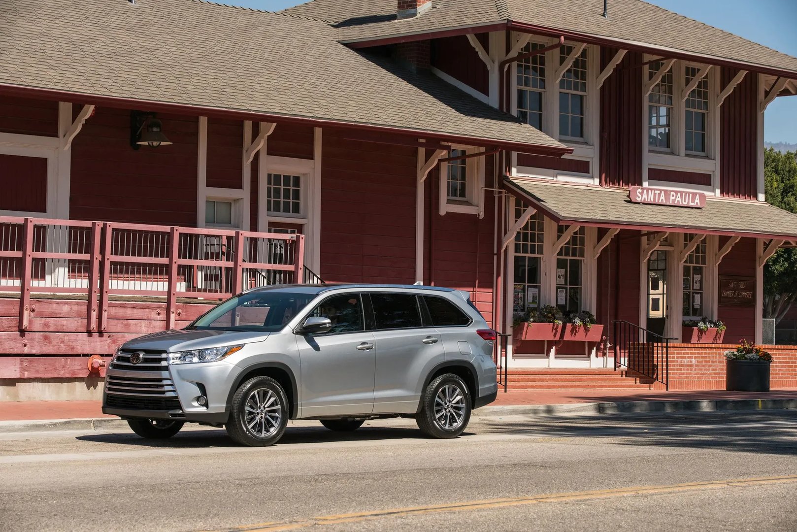 Toyota_Highlander_3_generation_restyling__SUV_5-doors__9.jpg