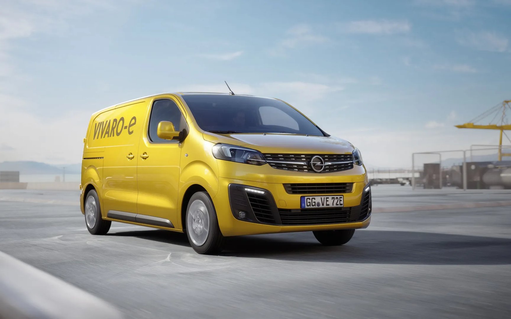 Opel_Vivaro_3_generation__Van__1.jpg