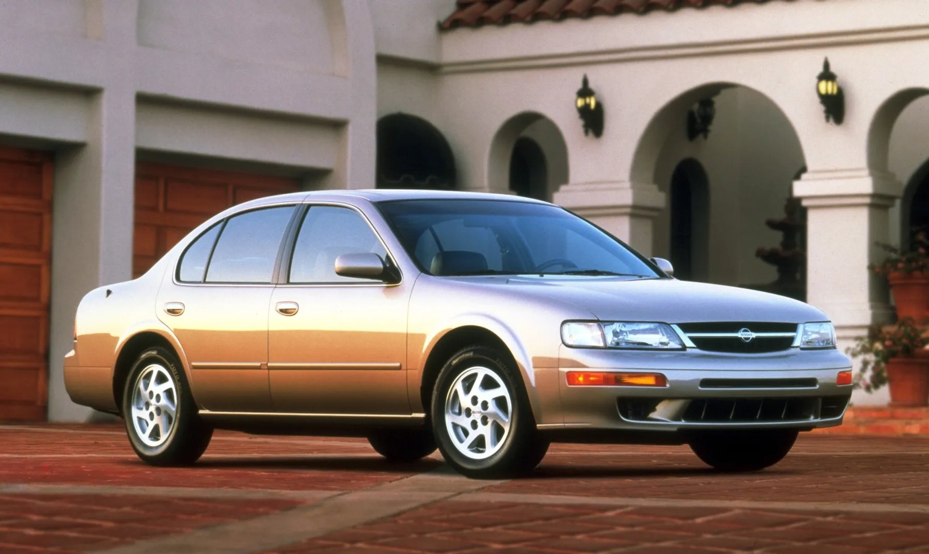 Nissan_Maxima_4_generation_restyling__Sedan__4.jpg