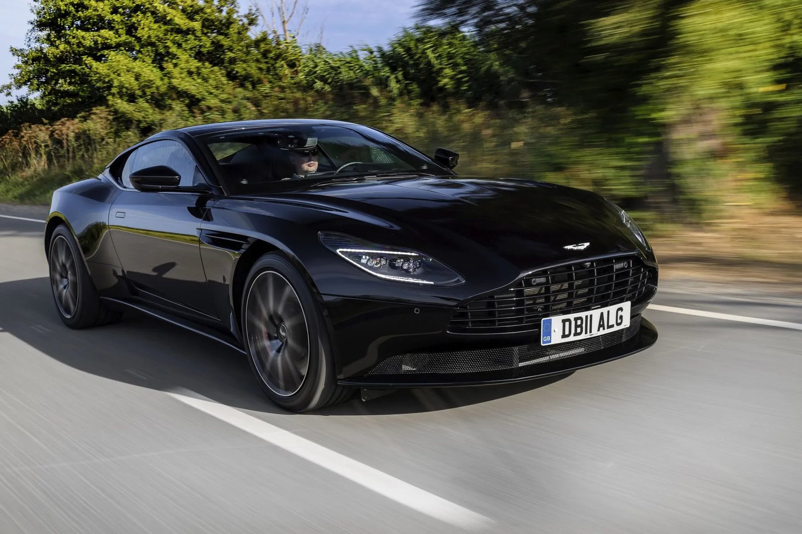 Aston Martin_DB11_1_generation__Coupe__13.jpg