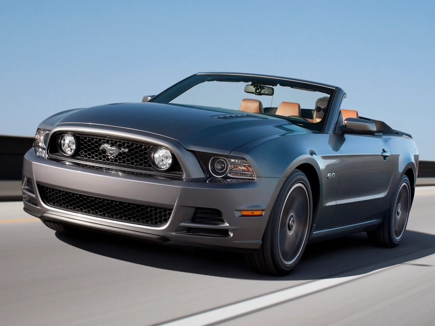 Ford Mustang 5 generation, restyling  Cabrio