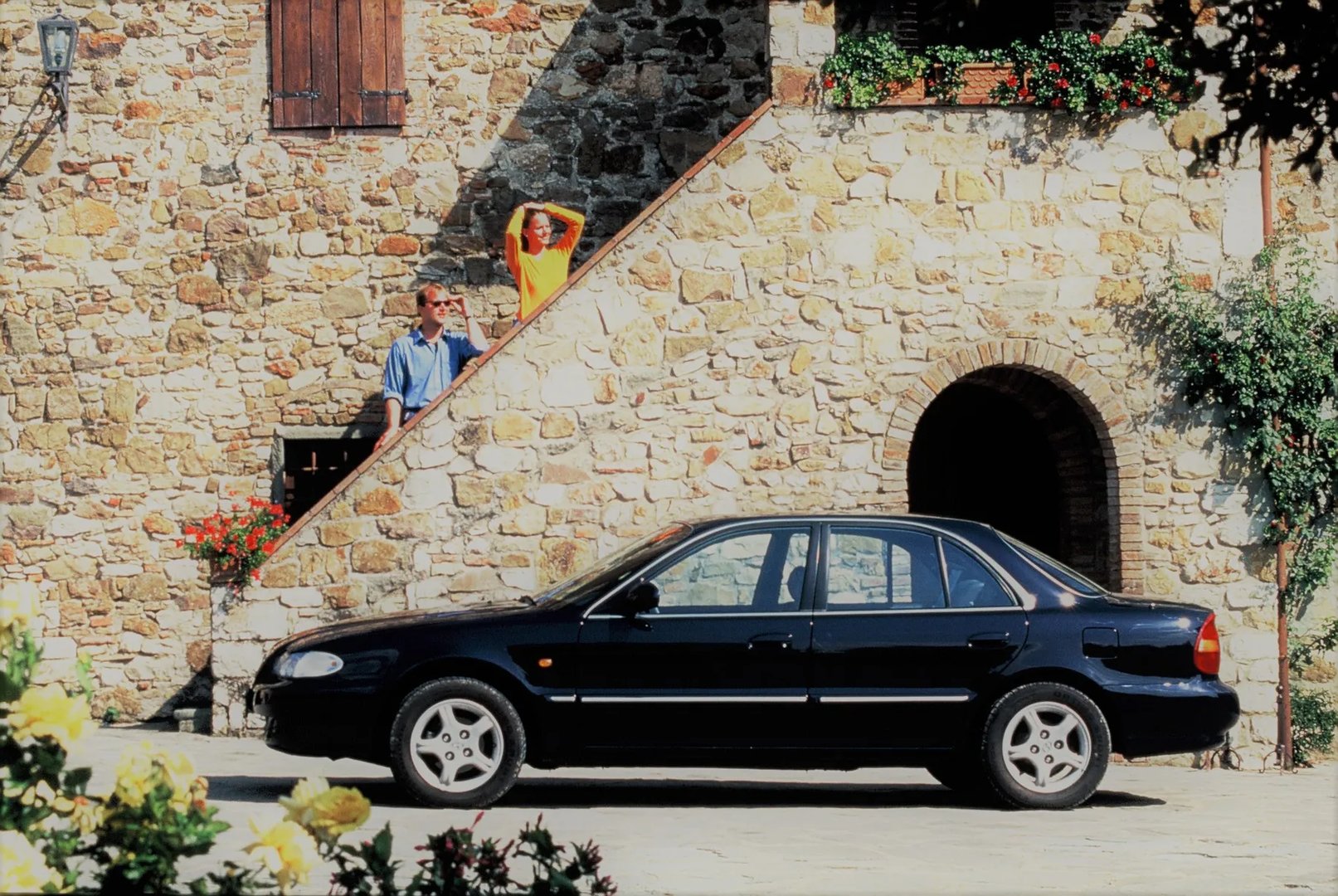 Hyundai_Sonata_3_generation_restyling__Sedan__4.jpg