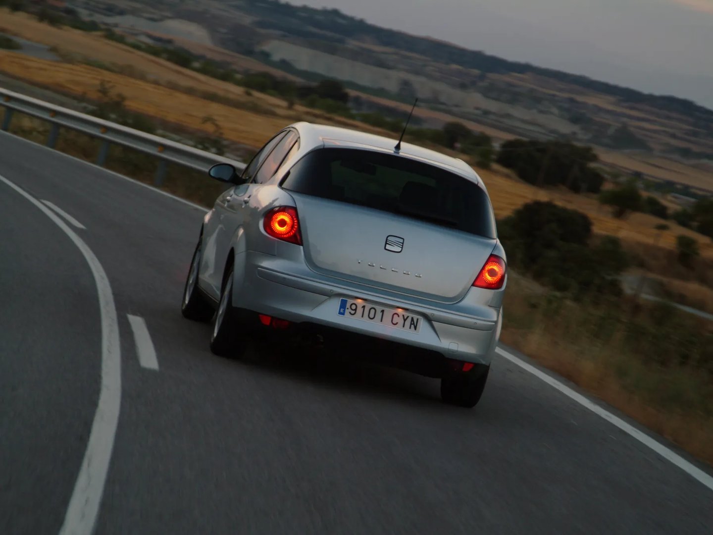 SEAT_Toledo_3_generation__Hatchback_5-door__11.jpg