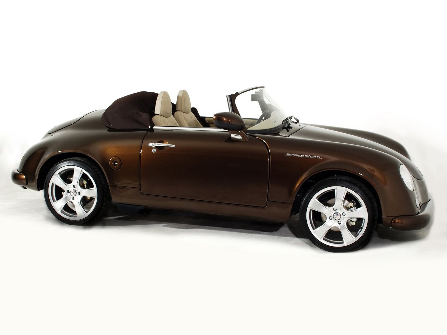 pgo_Speedster_II_1_generation__Cabrio__1.jpg
