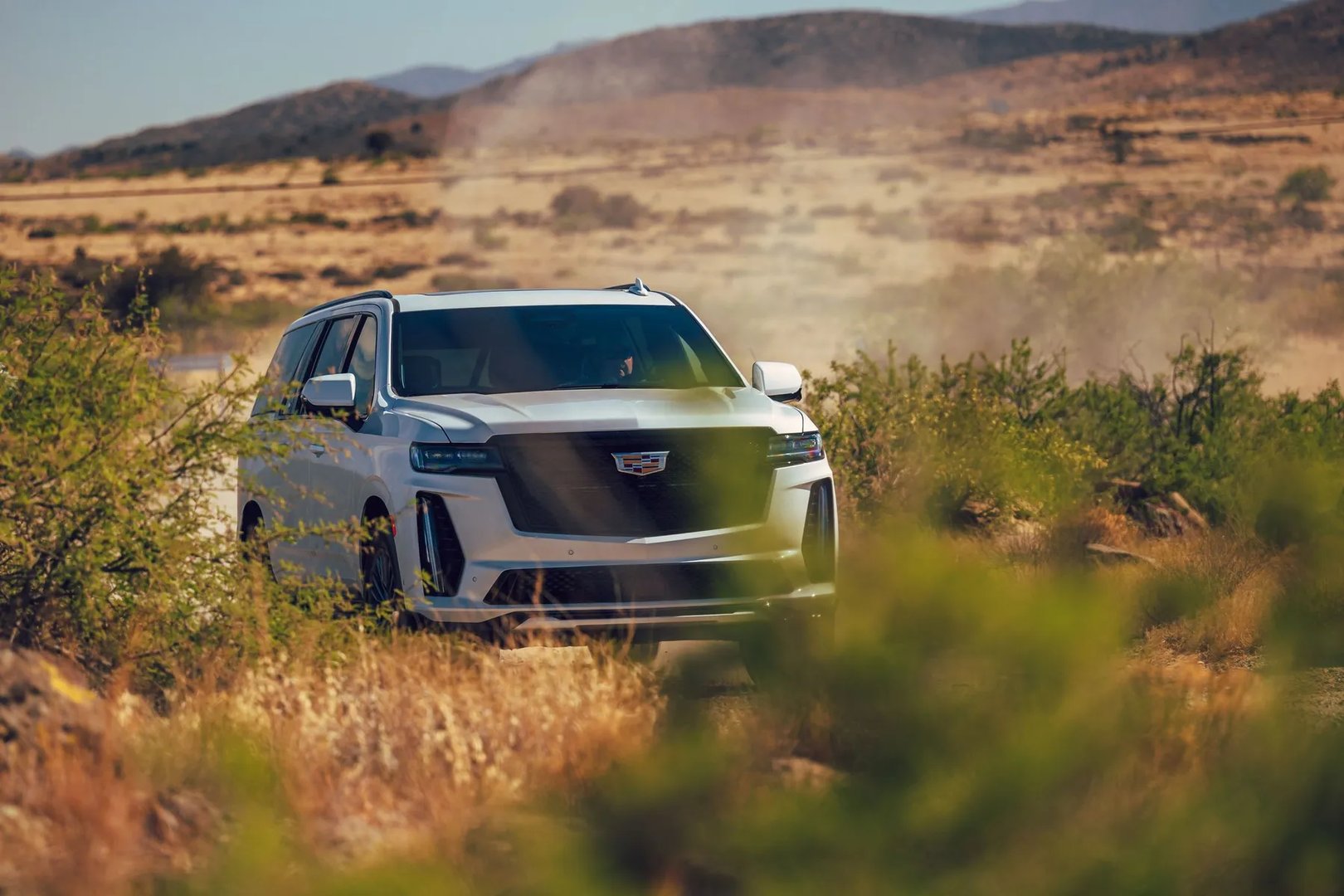 Cadillac_Escalade_5_generation__SUV_Long__1.jpg