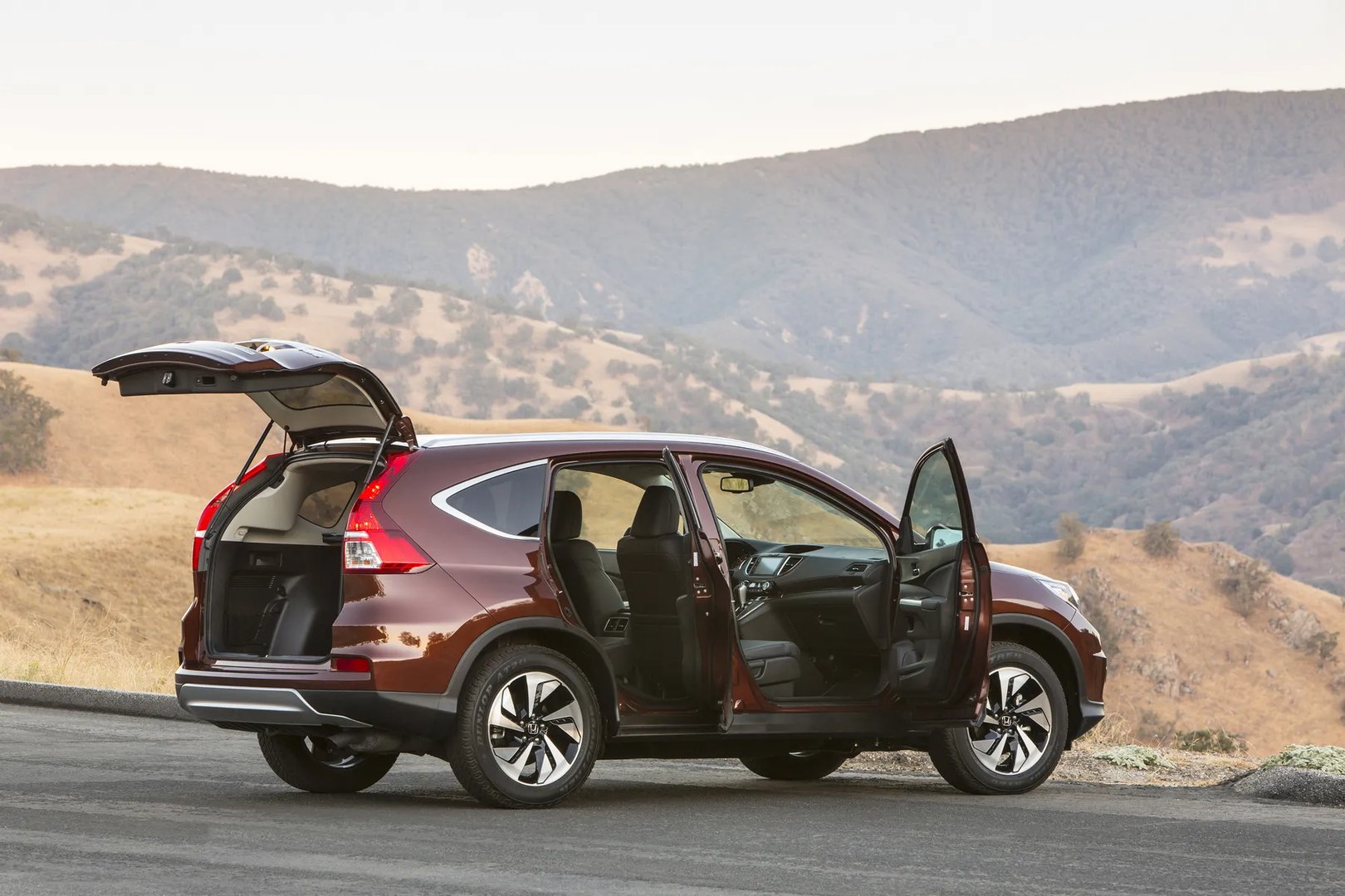 Honda_CR-V_4_generation_restyling__SUV_5-doors__9.jpg