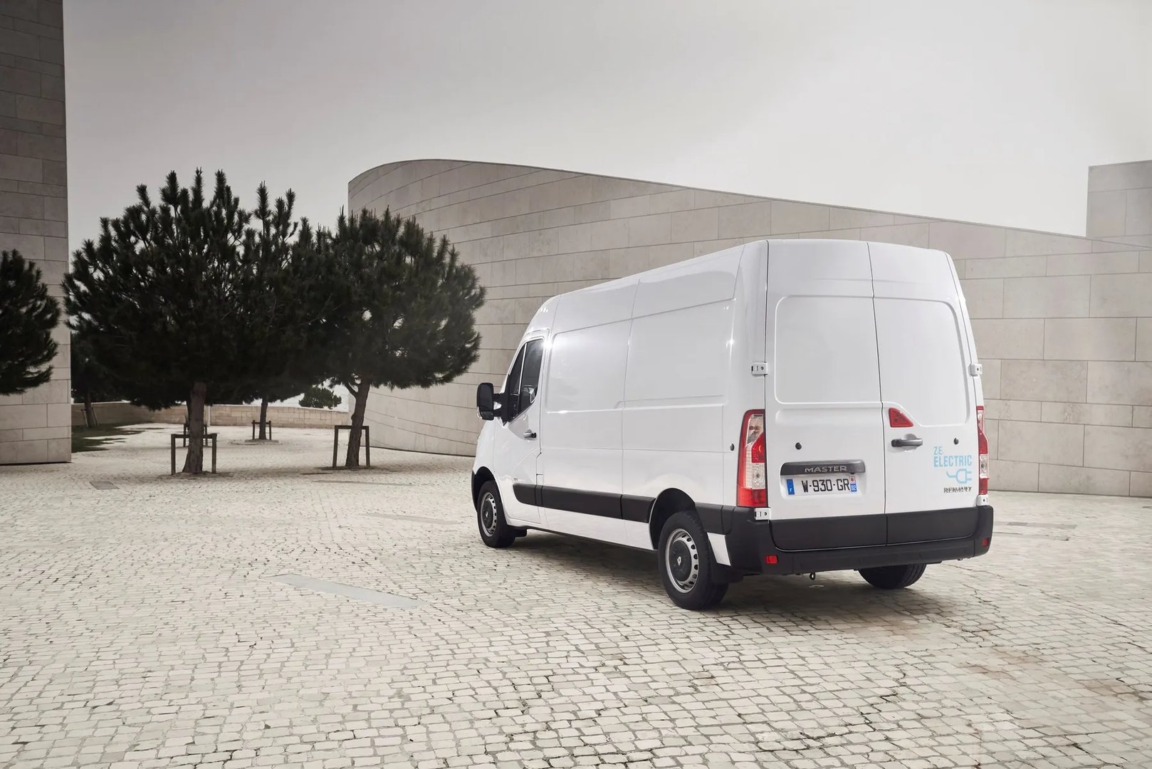 Renault_Master_3_generation_restyling_1__Van__7.jpg