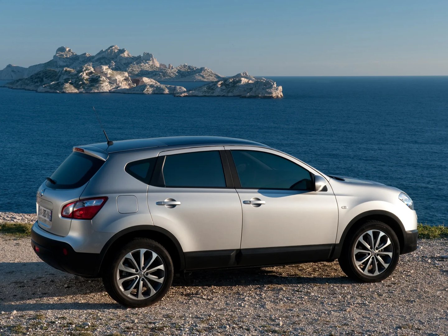 Nissan_Qashqai_1_generation_restyling__SUV_5-doors__4.jpg