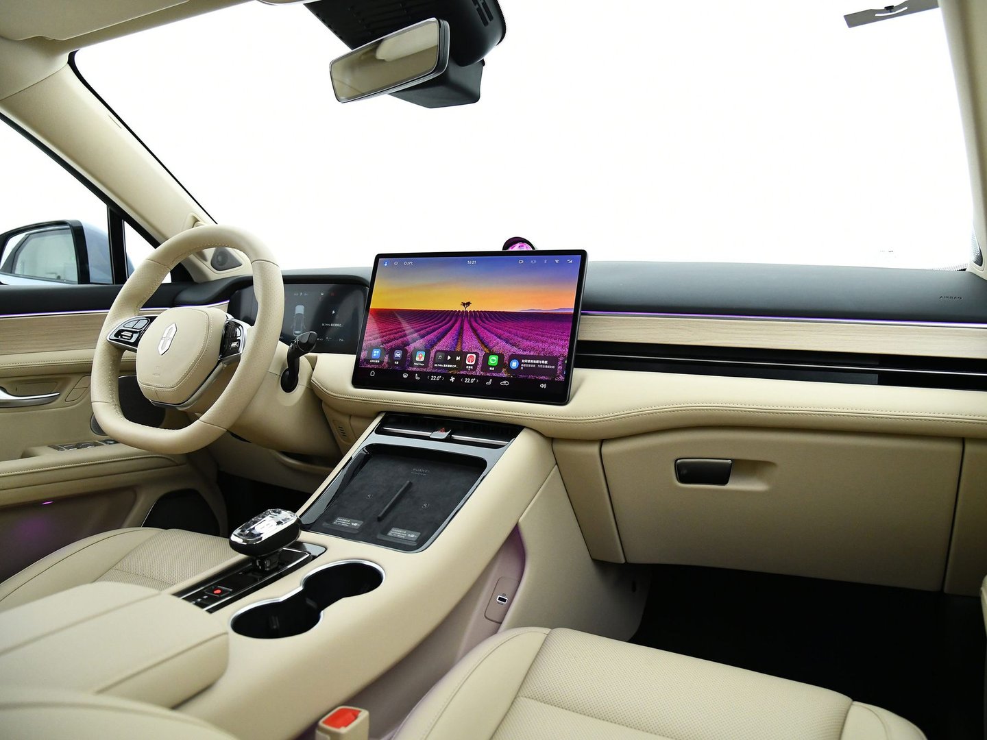 seres_M5_1_generation__SUV_Coupe__36.jpg