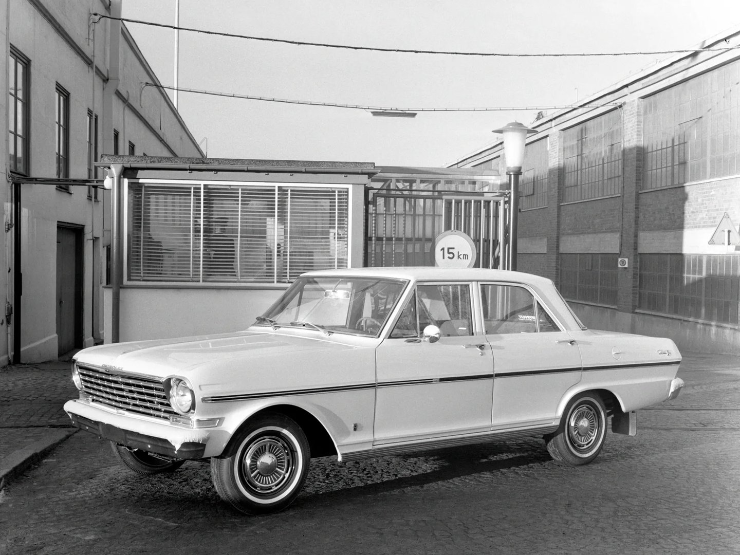 Chevrolet_Nova_1_generation__Sedan__5.jpg