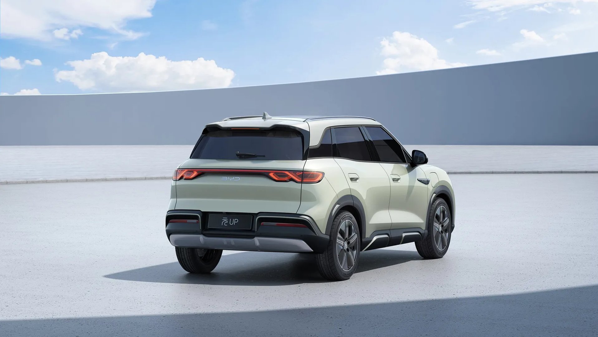 byd_Atto_2_1_generation__SUV_5-doors__2.jpg