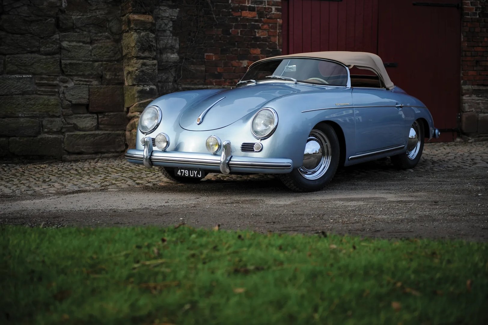 Porsche_356_1_generation__Roadster__8.jpg
