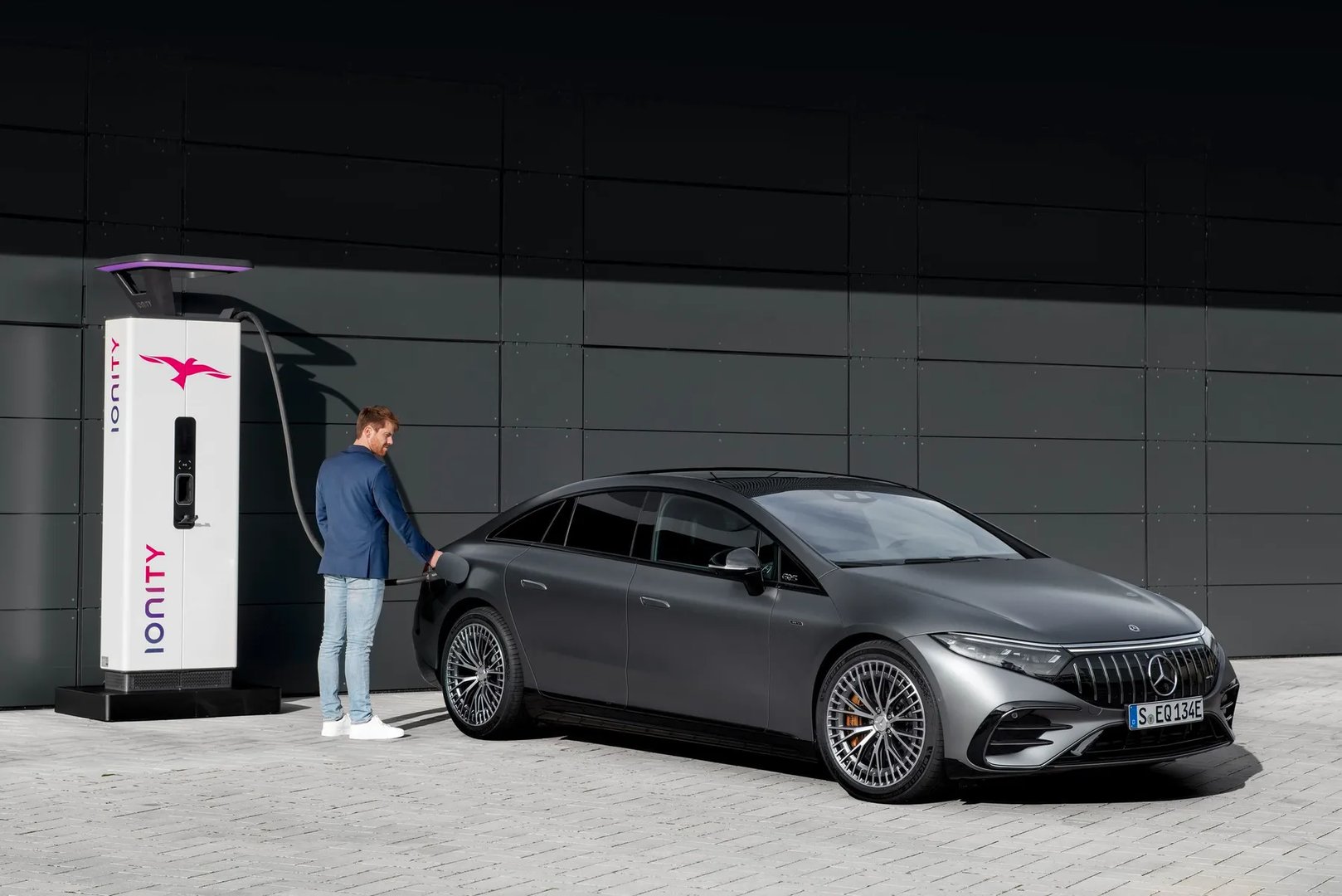 Mercedes_EQS_AMG_1_generation__Liftback__12.jpg