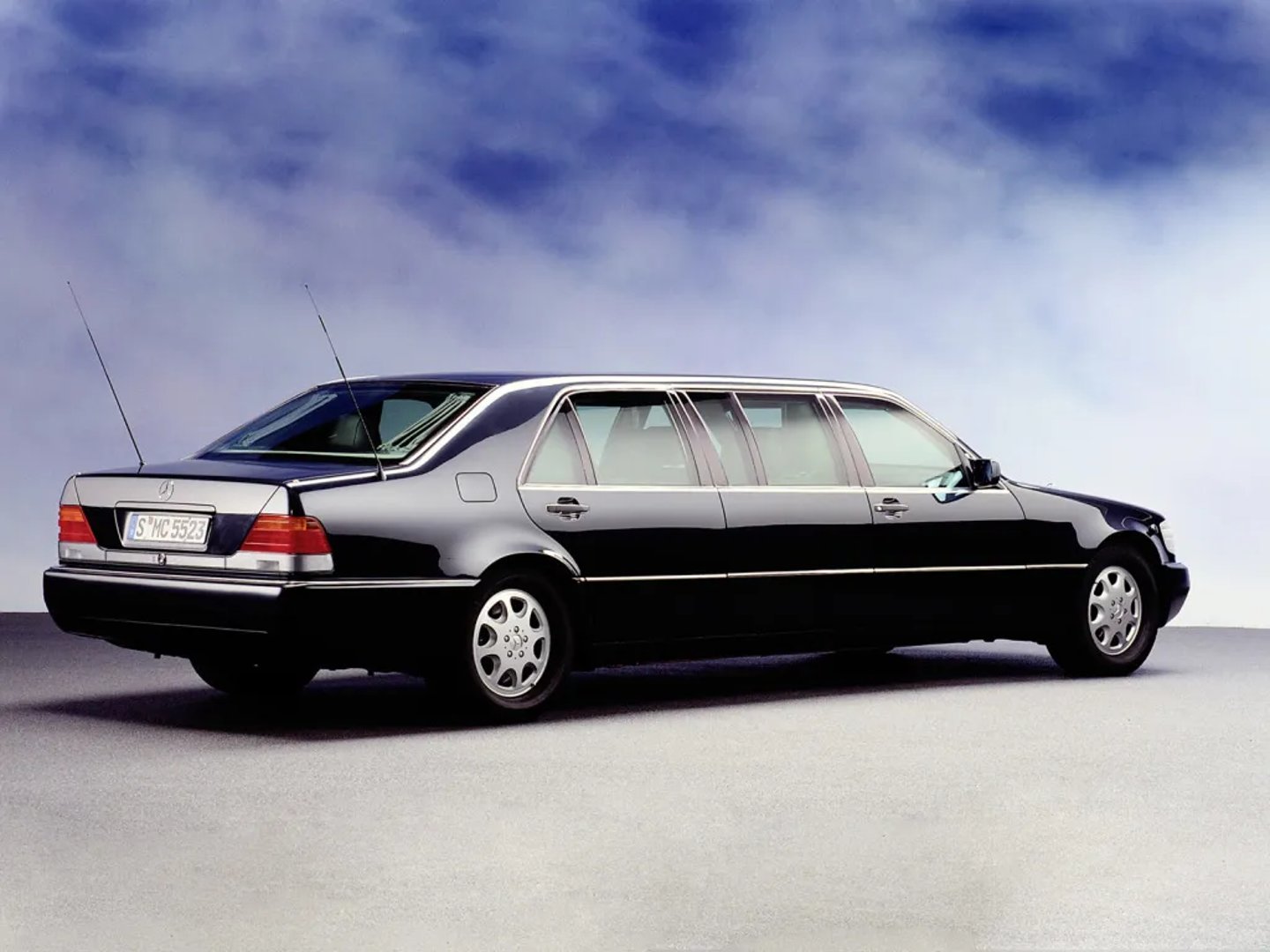 Mercedes_S-Class_3_generation_restyling__Limousine__1.jpg