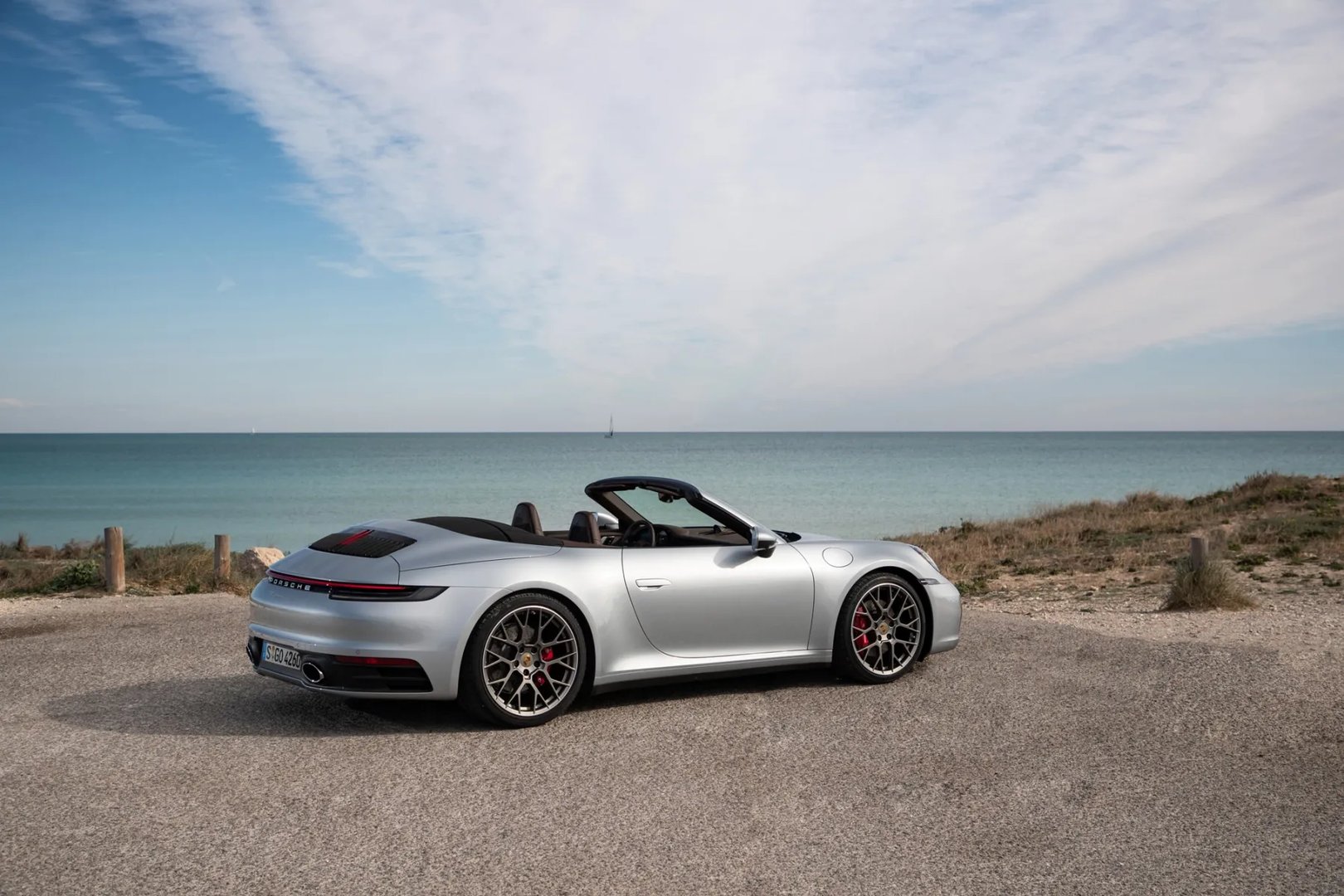 Porsche_911_8_generation__Cabrio__7.jpg