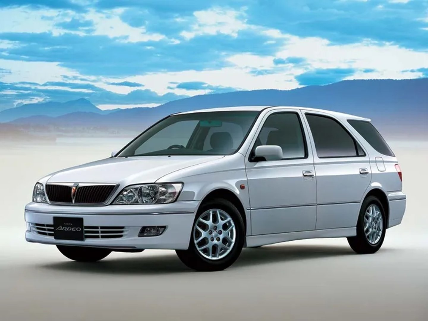 Toyota_Vista_5_generation__Estate_5-door__1.jpg