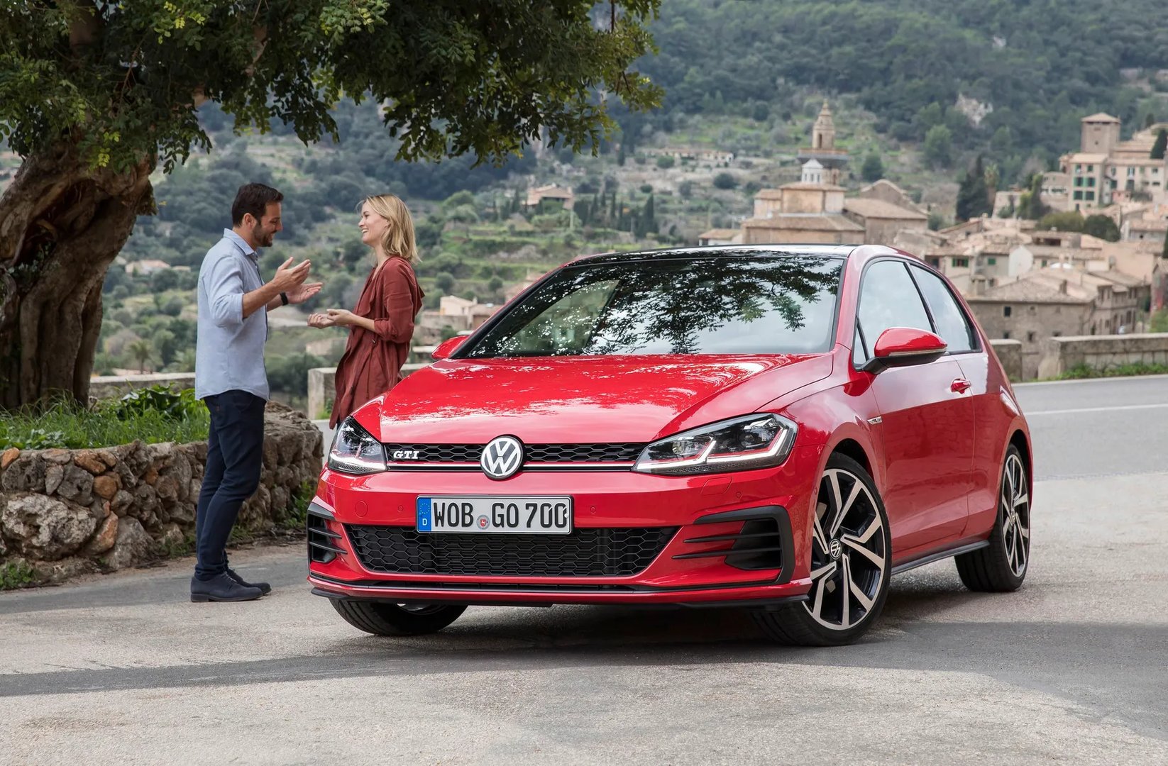 Volkswagen_Golf_GTI_7_generation_restyling__Hatchback_3-door__12.jpg