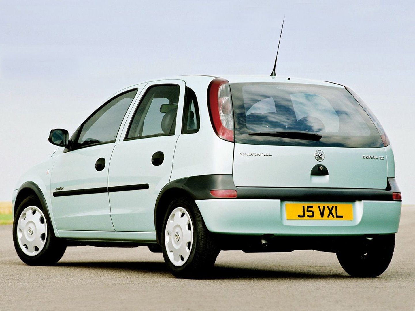 vauxhall_Corsa_3_generation__Mini_5-doors__2.jpg
