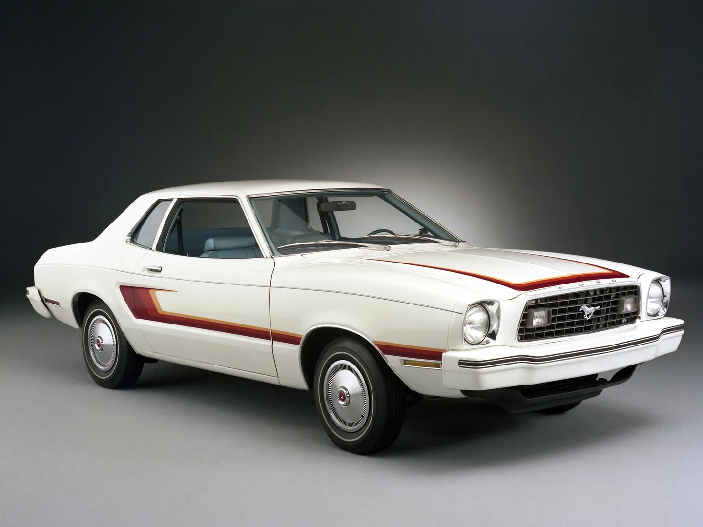 Ford_Mustang_2_generation__Coupe__6.jpg